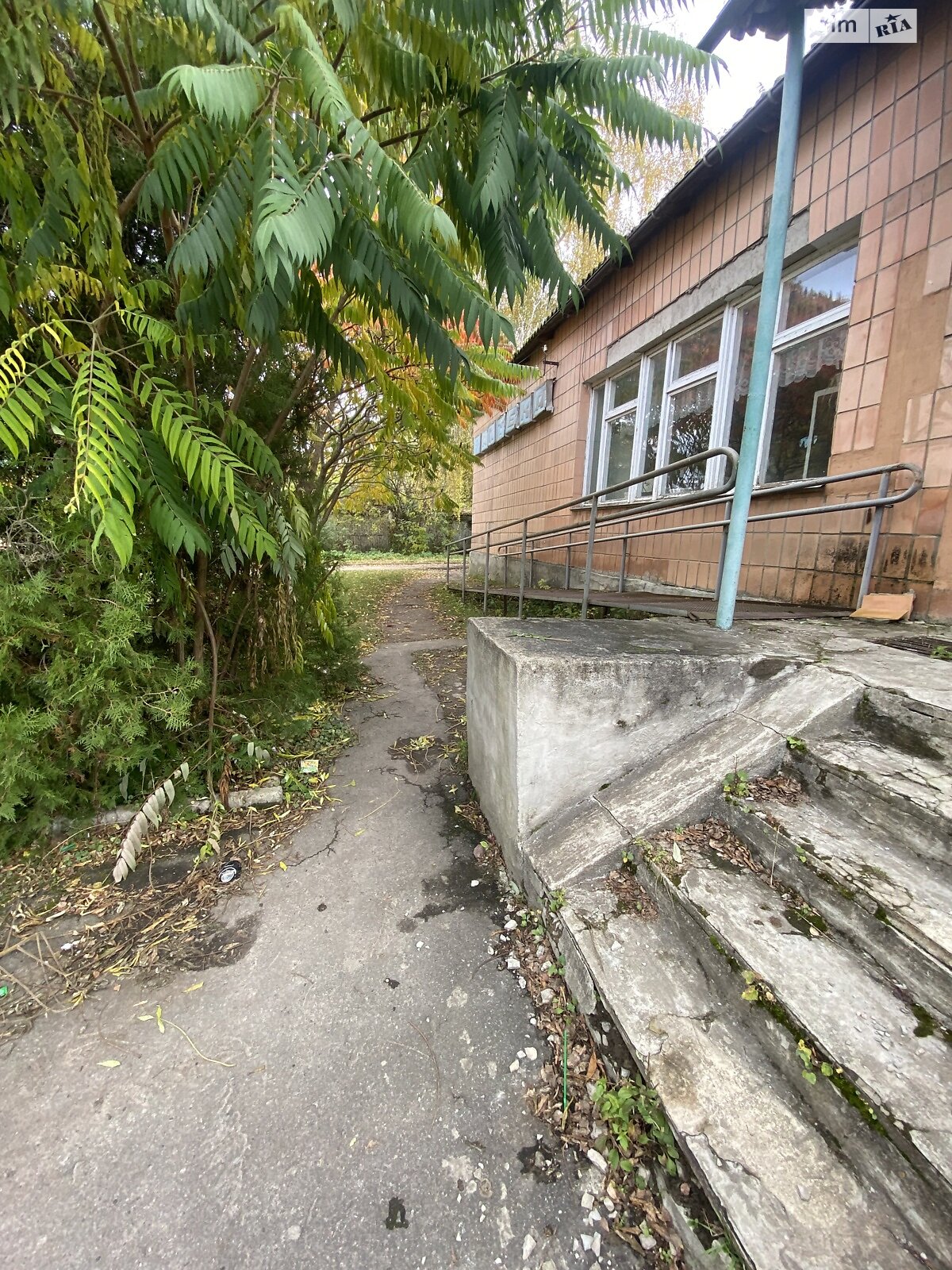 Коммерческое помещение в Великих Межиричах, вулиця 1-го Травня, цена: продажи 63 800 долларов за объект фото 1 Коммерческое помещение в Великих Межиричах, вулиця 1-го Травня, цена продажи: 63 800 долларов за объект фото 1