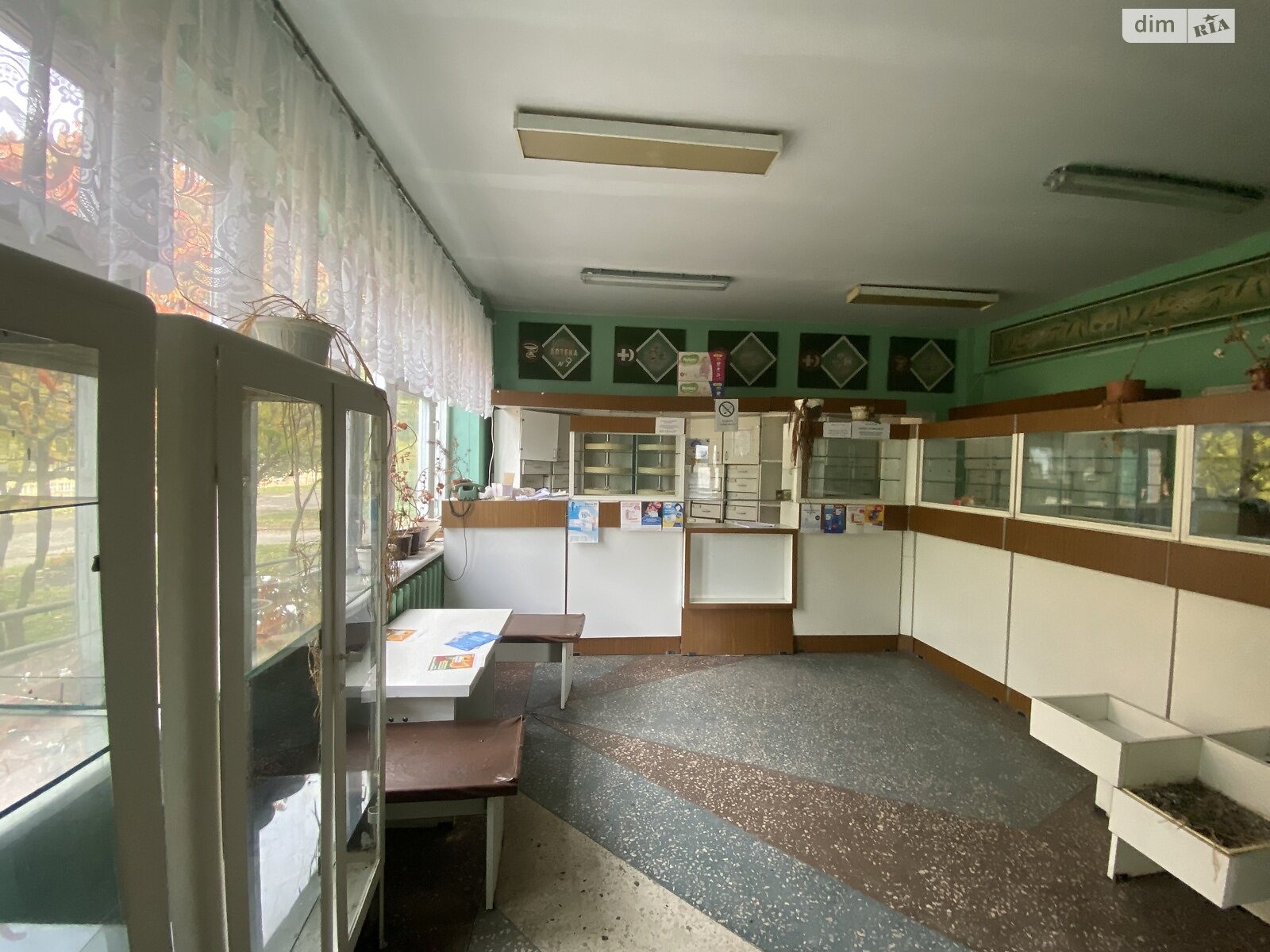 Коммерческое помещение в Великих Межиричах, вулиця 1-го Травня, цена: продажи 63 800 долларов за объект фото 1 Коммерческое помещение в Великих Межиричах, вулиця 1-го Травня, цена продажи: 63 800 долларов за объект фото 1