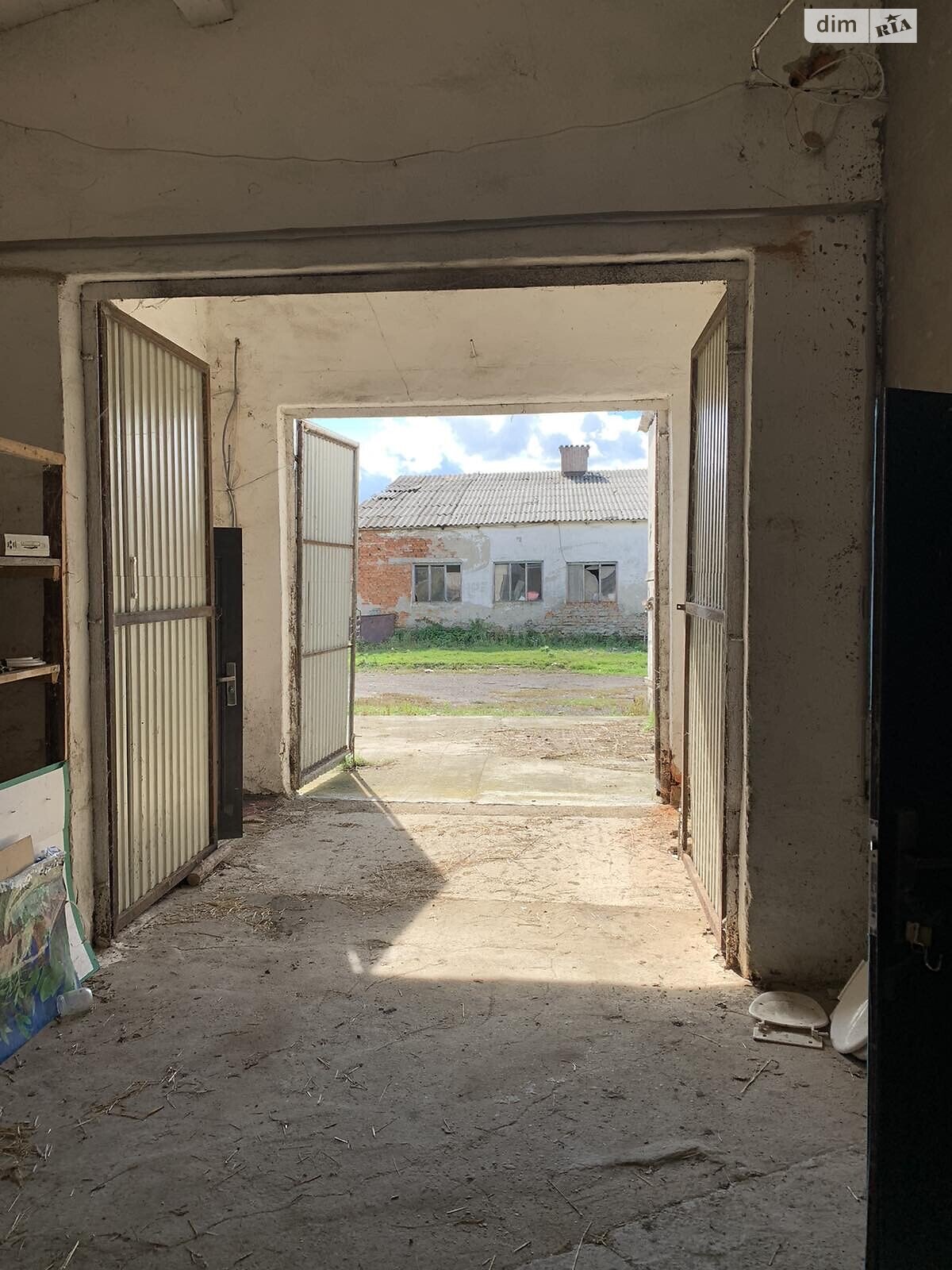 Комерційне приміщення в Великому Березному, продаж по Корятовича вулиця 93, район Великий Березний, ціна: 59 417 доларів за об’єкт фото 1 Комерційне приміщення в Великому Березному, продаж по Корятовича вулиця 93, район Великий Березний, ціна: 59 417 доларів за об’єкт фото 1