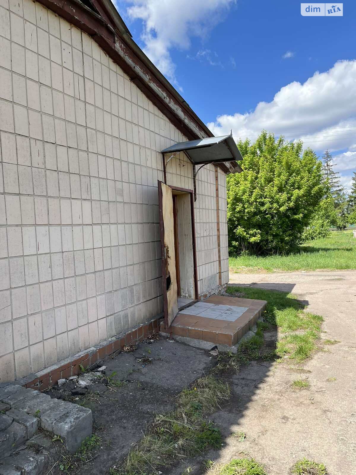 Коммерческое помещение в Великом Хуторе, Куницы улица, цена: продажи 20 000 долларов за объект фото 1 Коммерческое помещение в Великом Хуторе, Куницы улица, цена продажи: 20 000 долларов за объект фото 1