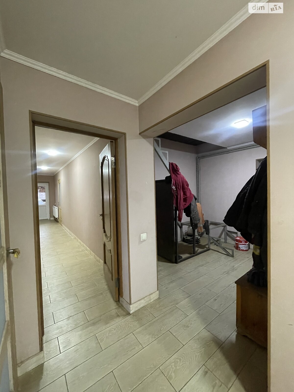 Комерційне приміщення в Вересневе, Центральна вулиця, ціна продажу: 240 000 долларів за об’єкт фото 1