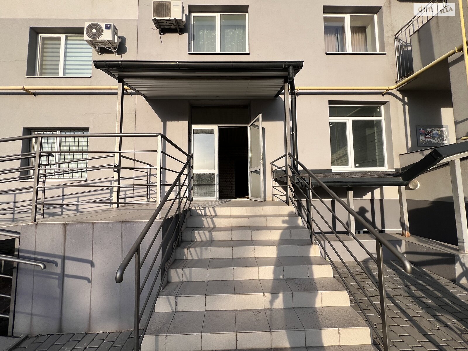 Комерційне приміщення в Вінниці, продаж по Академіка Янгеля вулиця 6Г, район Ближнє замостя, ціна: 139 000 доларів за об’єкт фото 1 Комерційне приміщення в Вінниці, продаж по Академіка Янгеля вулиця 6Г, район Ближнє замостя, ціна: 139 000 доларів за об’єкт фото 1
