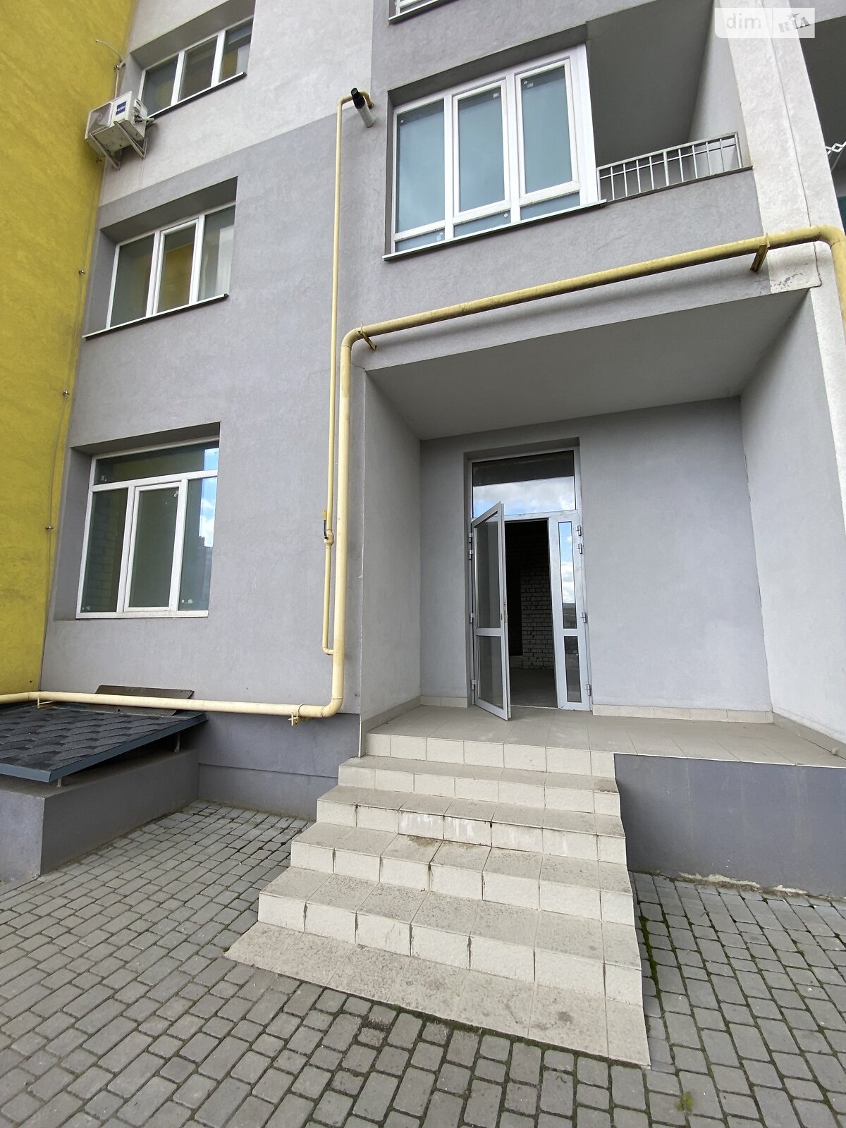 Комерційне приміщення в Вінниці, продаж по Академіка Янгеля вулиця, район Ближнє замостя, ціна: 138 999 доларів за об’єкт фото 1 Комерційне приміщення в Вінниці, продаж по Академіка Янгеля вулиця, район Ближнє замостя, ціна: 138 999 доларів за об’єкт фото 1