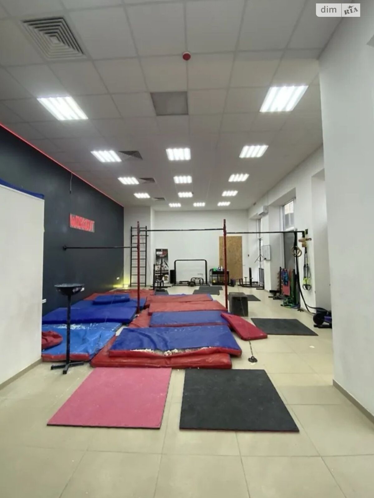 Комерційне приміщення в Вінниці, продаж по Академіка Янгеля вулиця, район Ближнє замостя, ціна: 110 000 доларів за об’єкт фото 1