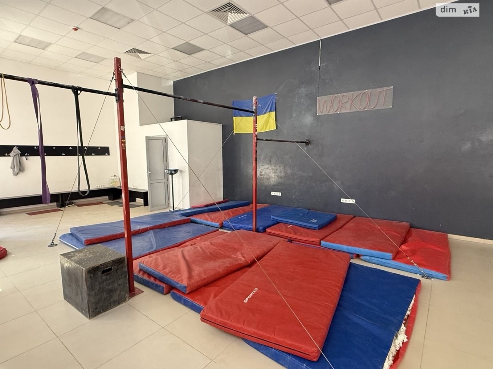 Коммерческое помещение в Виннице, продажа по Академика Янгеля улица 6К корпус 1, район Ближнее замостье, цена: 55 000 долларов за объект фото 1