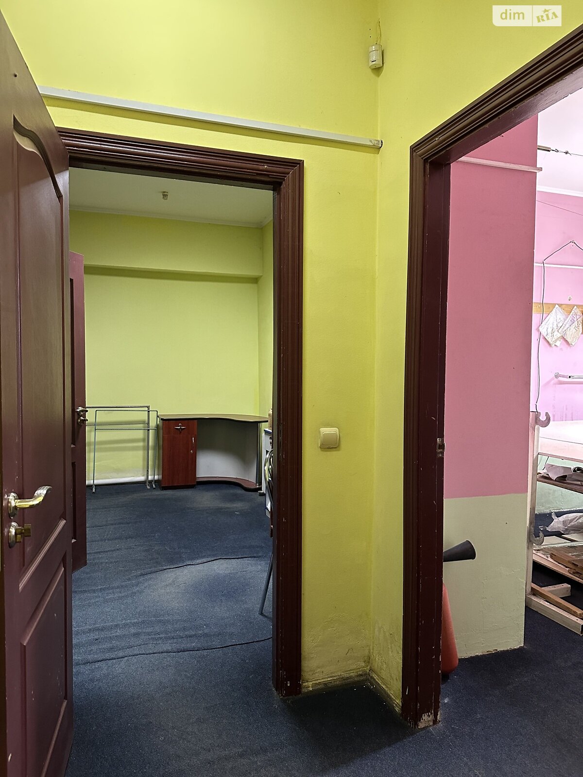 Коммерческое помещение в Виннице, продажа по Брацлавская улица, район Старый город, цена: 57 000 долларов за объект фото 1 Коммерческое помещение в Виннице, продажа по Брацлавская улица, район Старый город, цена: 57 000 долларов за объект фото 1