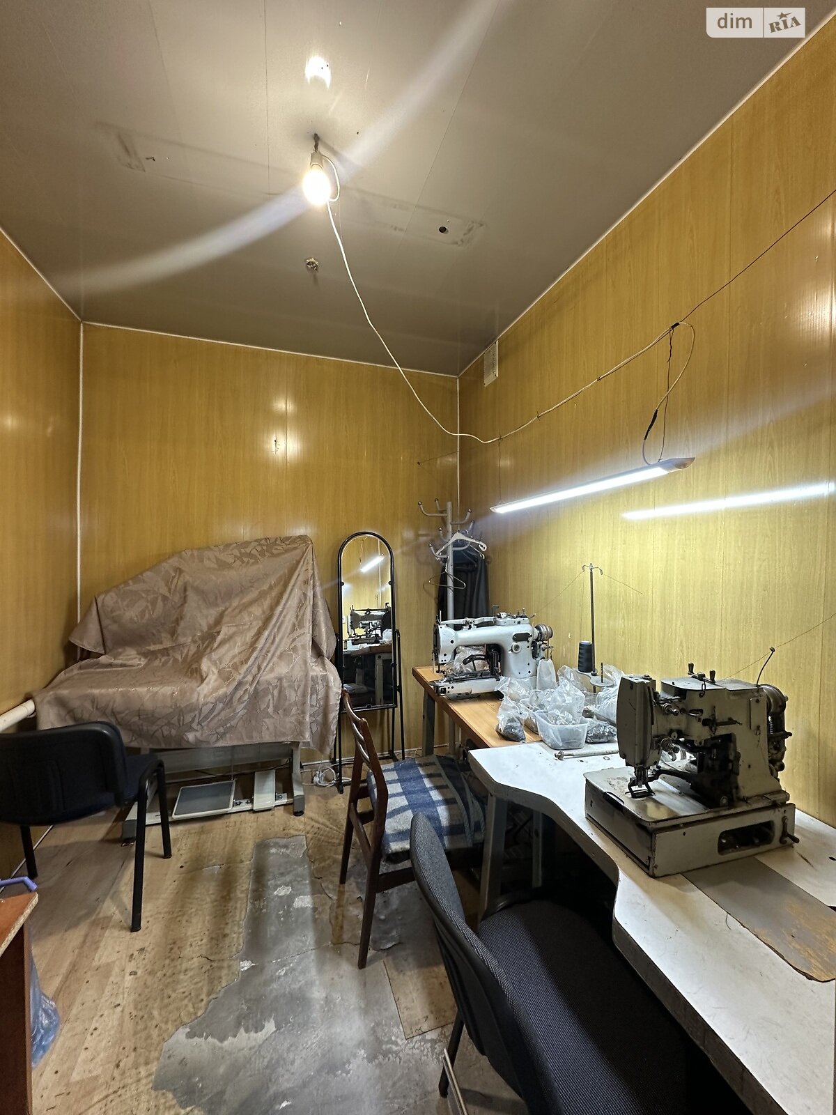 Коммерческое помещение в Виннице, продажа по Брацлавская улица, район Старый город, цена: 57 000 долларов за объект фото 1 Коммерческое помещение в Виннице, продажа по Брацлавская улица, район Старый город, цена: 57 000 долларов за объект фото 1