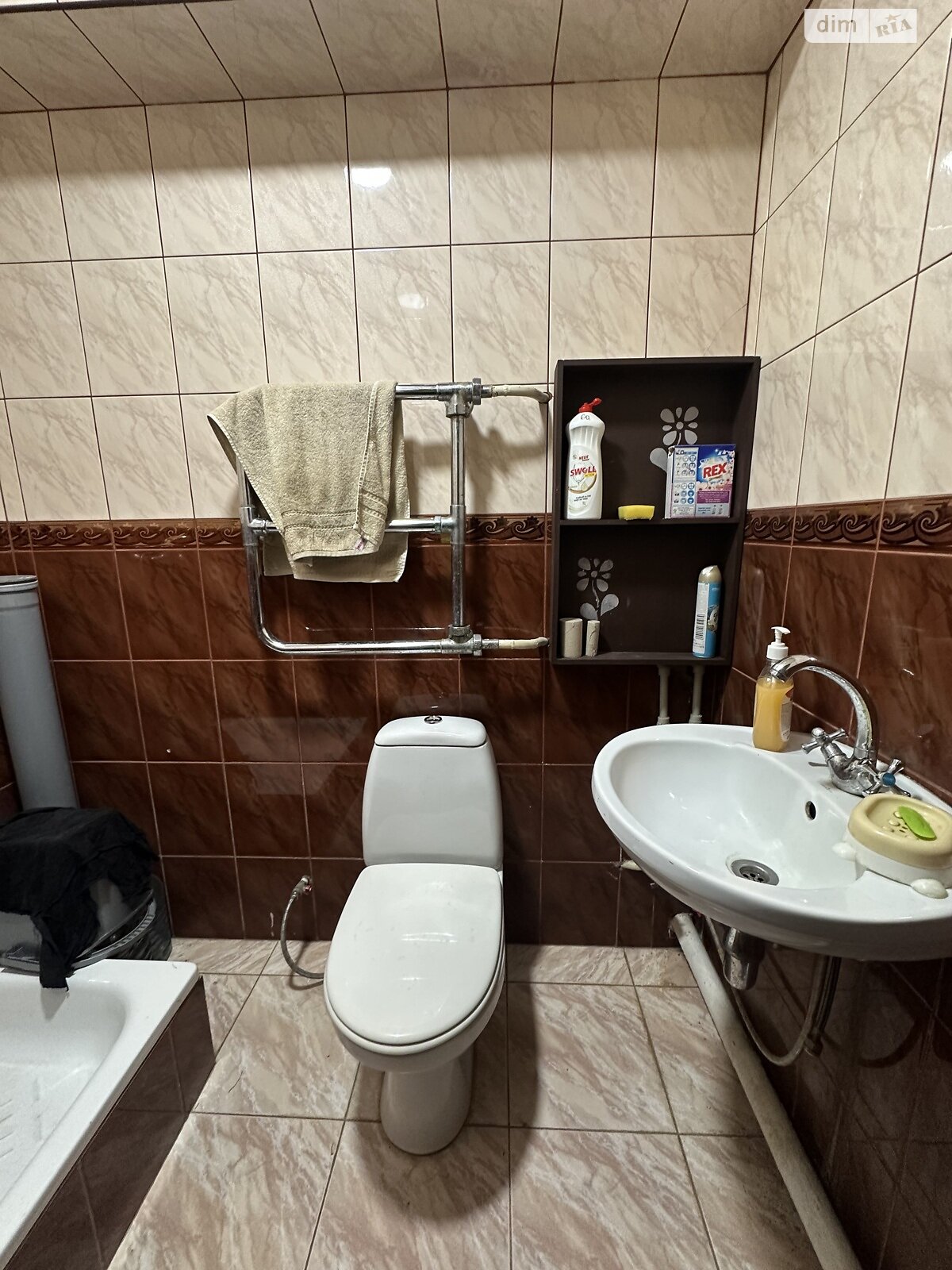 Коммерческое помещение в Виннице, продажа по Брацлавская улица, район Старый город, цена: 57 000 долларов за объект фото 1 Коммерческое помещение в Виннице, продажа по Брацлавская улица, район Старый город, цена: 57 000 долларов за объект фото 1