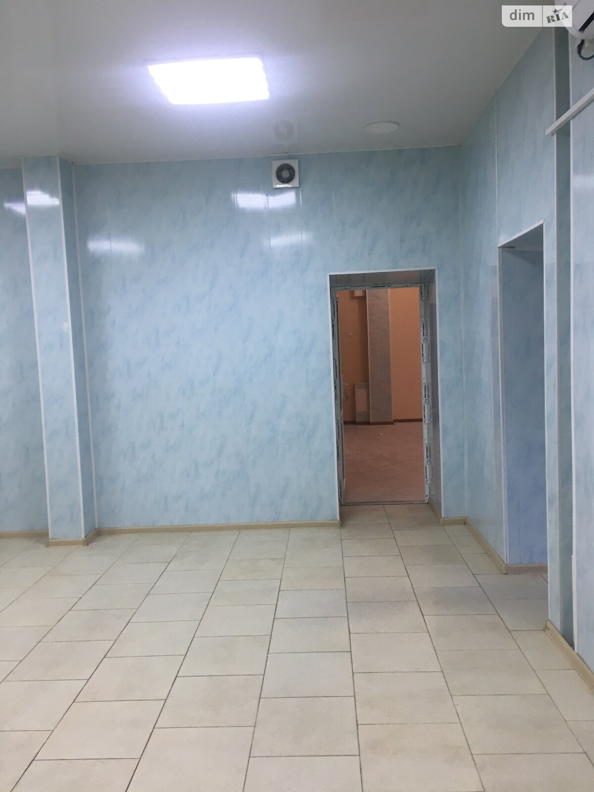 Комерційне приміщення в Вінниці, продаж по Привокзальна вулиця, район Ближнє замостя, ціна: 208 000 доларів за об’єкт фото 1 Комерційне приміщення в Вінниці, продаж по Привокзальна вулиця, район Ближнє замостя, ціна: 208 000 доларів за об’єкт фото 1