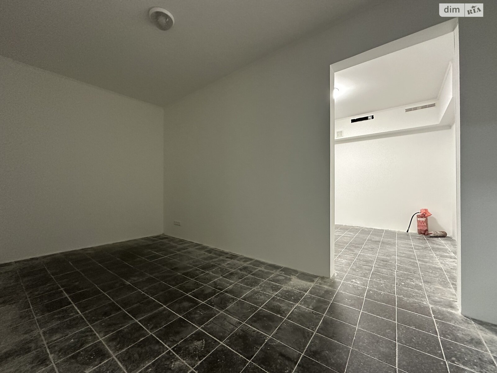 Комерційне приміщення в Вінниці, продаж по Володимира Антоновича вулиця 20, район Ближнє замостя, ціна: 77 000 доларів за об’єкт фото 1 Комерційне приміщення в Вінниці, продаж по Володимира Антоновича вулиця 20, район Ближнє замостя, ціна: 77 000 доларів за об’єкт фото 1