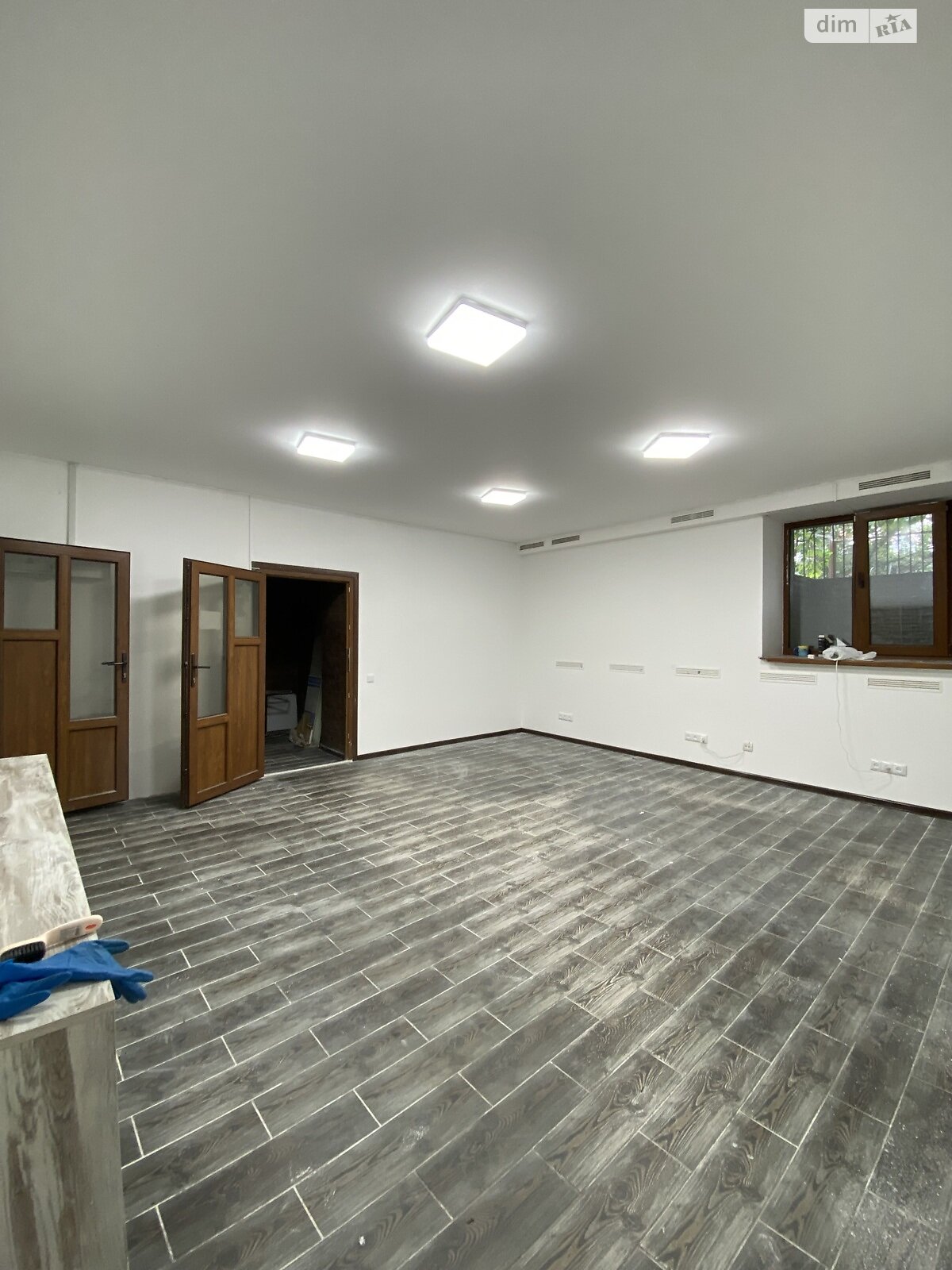 Комерційне приміщення в Вінниці, продаж по Володимира Антоновича вулиця, район Ближнє замостя, ціна: 77 000 доларів за об’єкт фото 1 Комерційне приміщення в Вінниці, продаж по Володимира Антоновича вулиця, район Ближнє замостя, ціна: 77 000 доларів за об’єкт фото 1