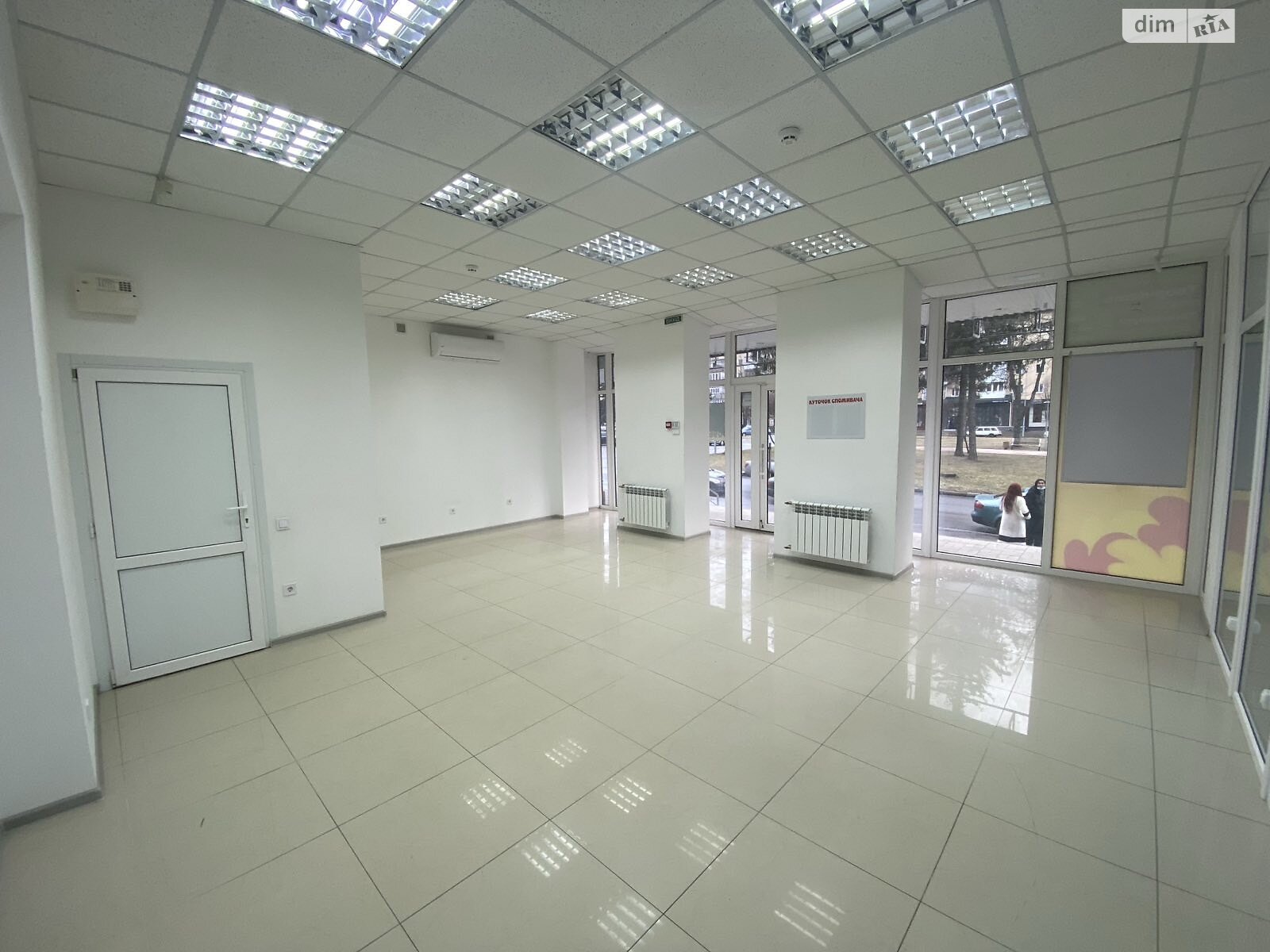 Комерційне приміщення в Вінниці, продаж по Замостянська (50-річчя Перемоги) вулиця, район Ближнє замостя, ціна: 496 000 доларів за об’єкт фото 1