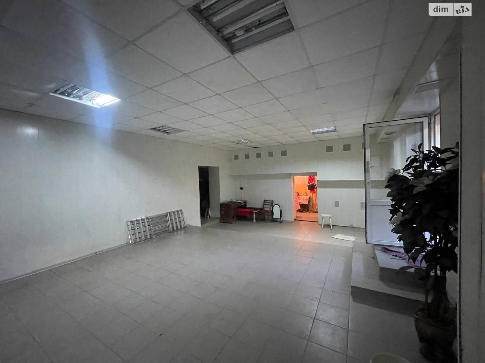 Коммерческое помещение в Виннице, продажа по Замостянская (50-летия Победы) улица 6, район Ближнее замостье, цена: 39 900 долларов за объект фото 1