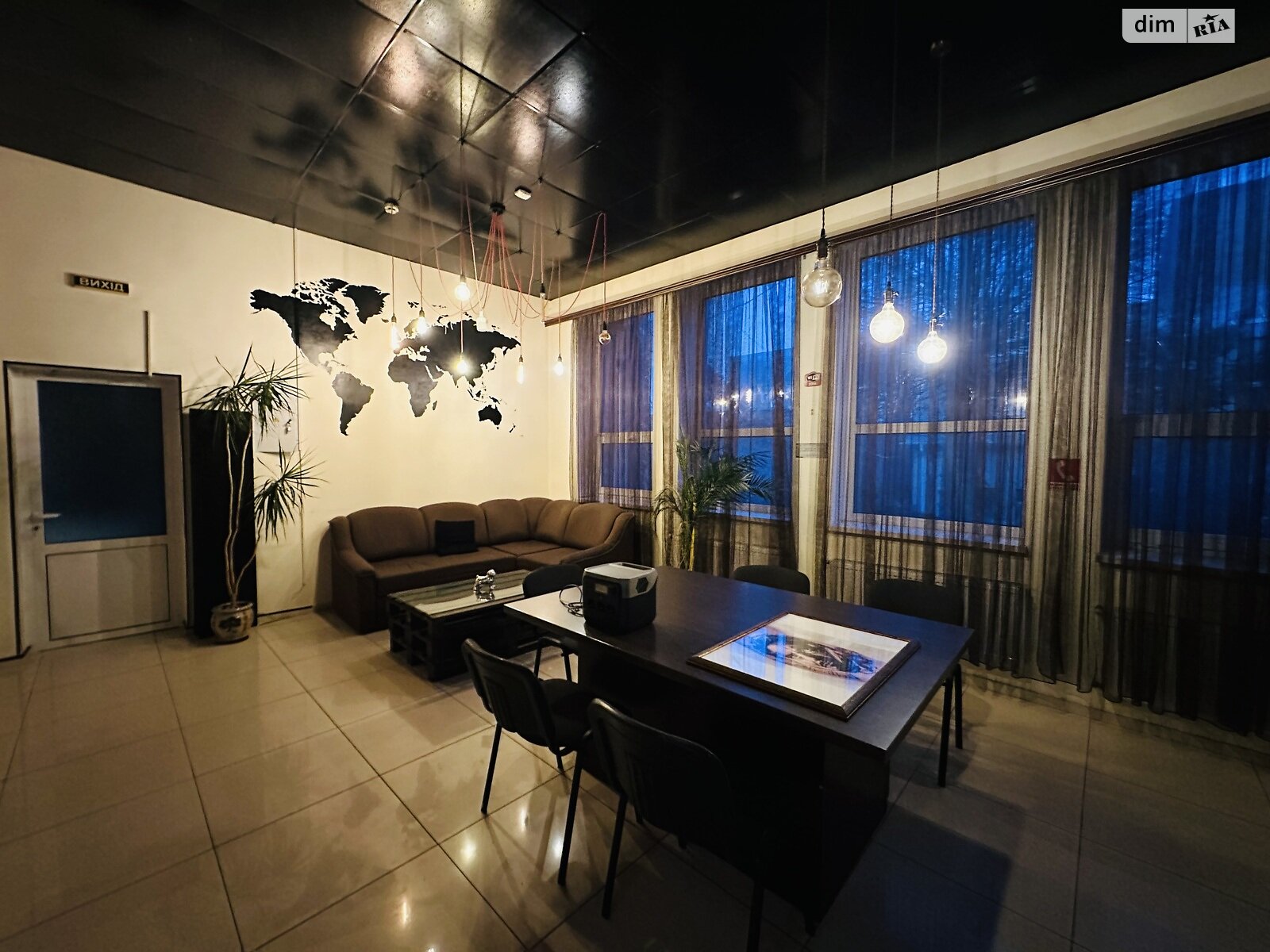 Коммерческое помещение в Виннице, Соборная улица, цена: продажи 229 800 долларов за объект фото 1 Коммерческое помещение в Виннице, Соборная улица, цена продажи: 229 800 долларов за объект фото 1