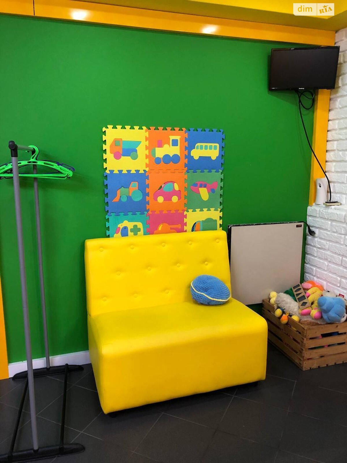 Комерційне приміщення в Вінниці, продаж по Академіка Ющенка вулиця, район Поділля, ціна: 110 000 доларів за об’єкт фото 1 Комерційне приміщення в Вінниці, продаж по Академіка Ющенка вулиця, район Поділля, ціна: 110 000 доларів за об’єкт фото 1