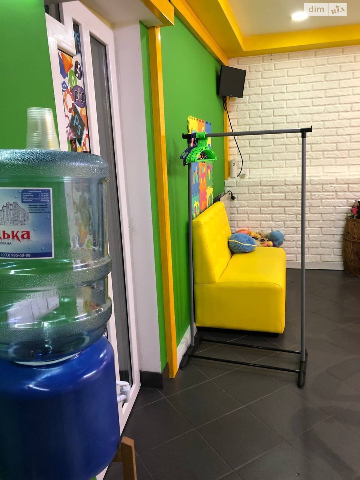 Комерційне приміщення в Вінниці, продаж по Академіка Ющенка вулиця, район Поділля, ціна: 110 000 доларів за об’єкт фото 1 Комерційне приміщення в Вінниці, продаж по Академіка Ющенка вулиця, район Поділля, ціна: 110 000 доларів за об’єкт фото 1