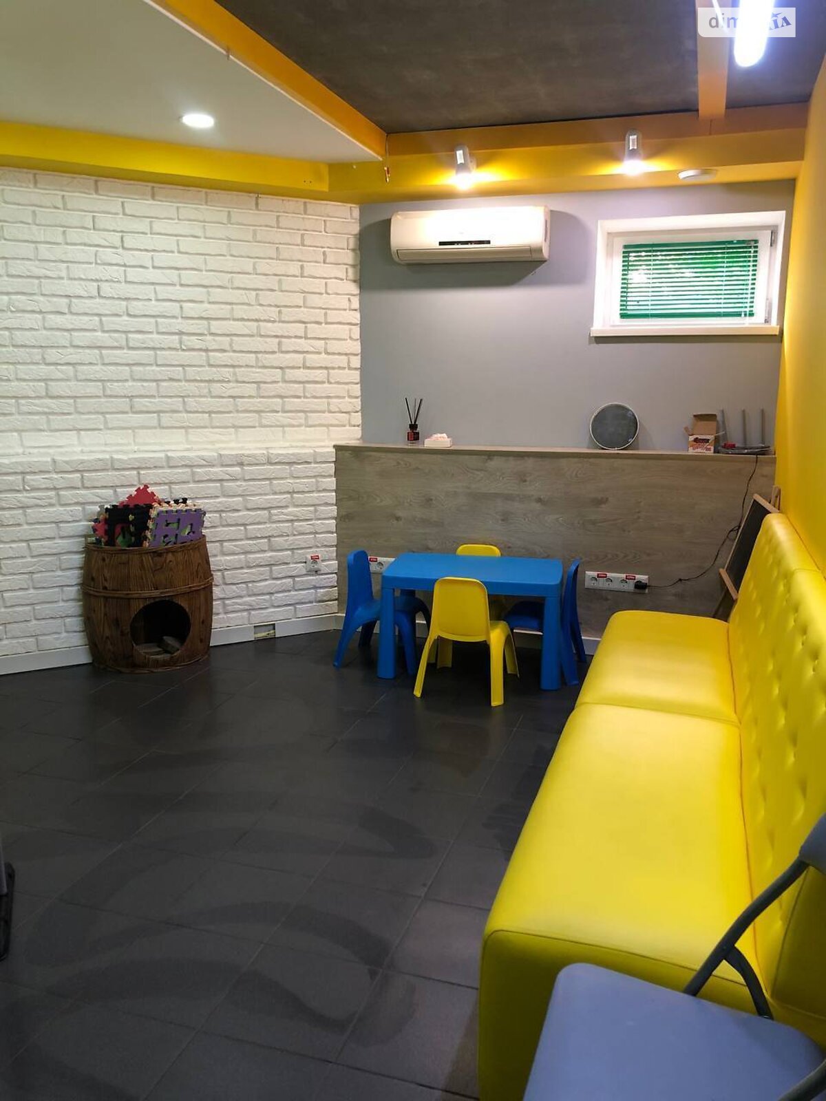 Комерційне приміщення в Вінниці, продаж по Академіка Ющенка вулиця, район Поділля, ціна: 110 000 доларів за об’єкт фото 1 Комерційне приміщення в Вінниці, продаж по Академіка Ющенка вулиця, район Поділля, ціна: 110 000 доларів за об’єкт фото 1