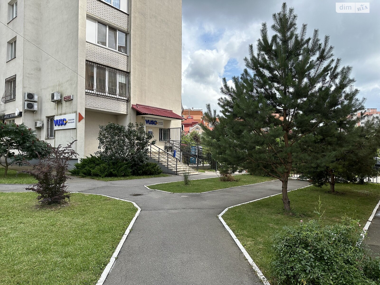 Коммерческое помещение в Виннице, продажа по Зодчих улица 7, район Подолье, цена: 165 000 долларов за объект фото 1 Коммерческое помещение в Виннице, продажа по Зодчих улица 7, район Подолье, цена: 165 000 долларов за объект фото 1