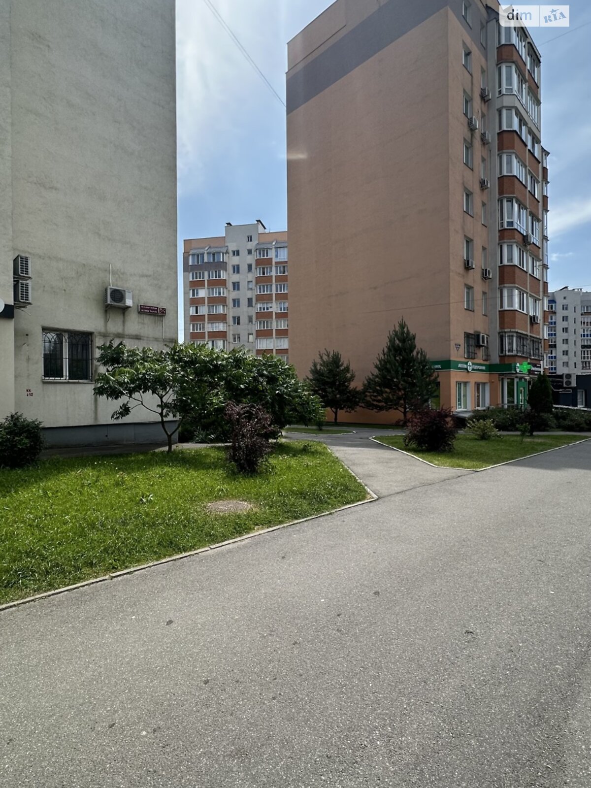 Коммерческое помещение в Виннице, продажа по Зодчих улица 7, район Подолье, цена: 165 000 долларов за объект фото 1 Коммерческое помещение в Виннице, продажа по Зодчих улица 7, район Подолье, цена: 165 000 долларов за объект фото 1