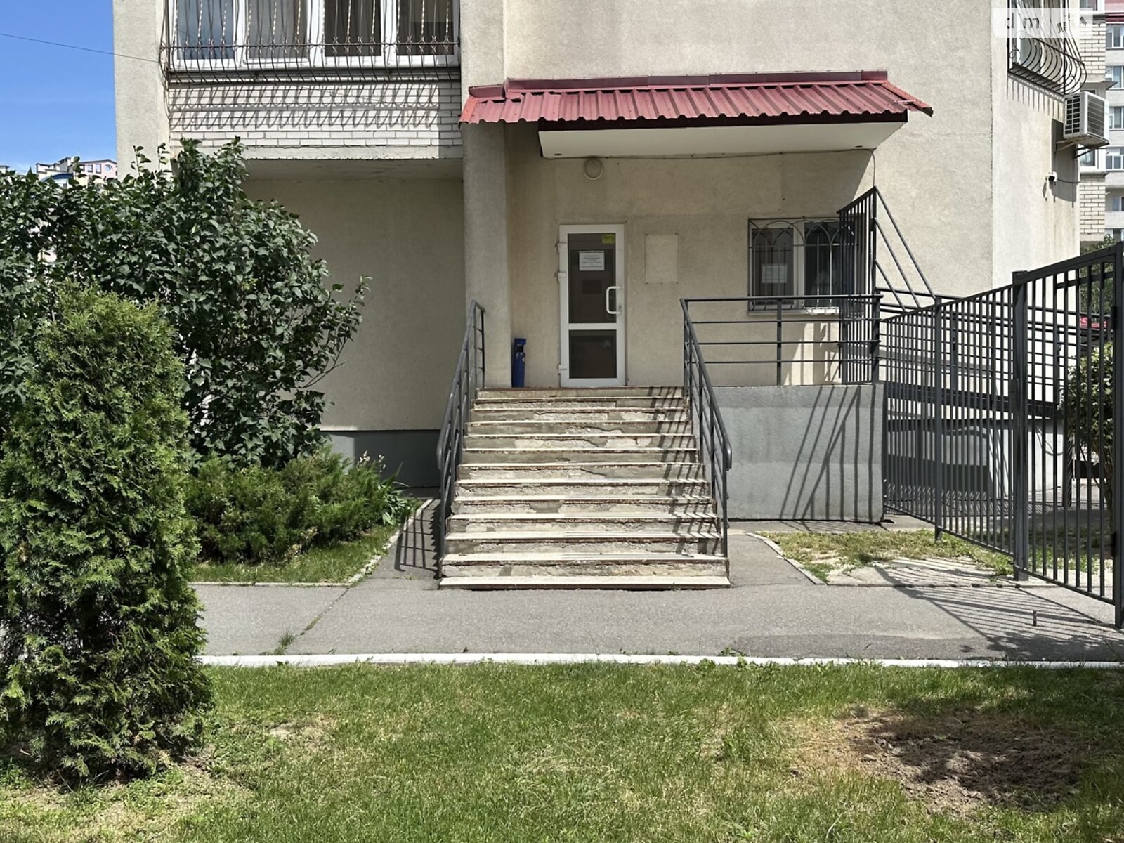 Коммерческое помещение в Виннице, продажа по Зодчих улица 7, район Подолье, цена: 165 000 долларов за объект фото 1 Коммерческое помещение в Виннице, продажа по Зодчих улица 7, район Подолье, цена: 165 000 долларов за объект фото 1