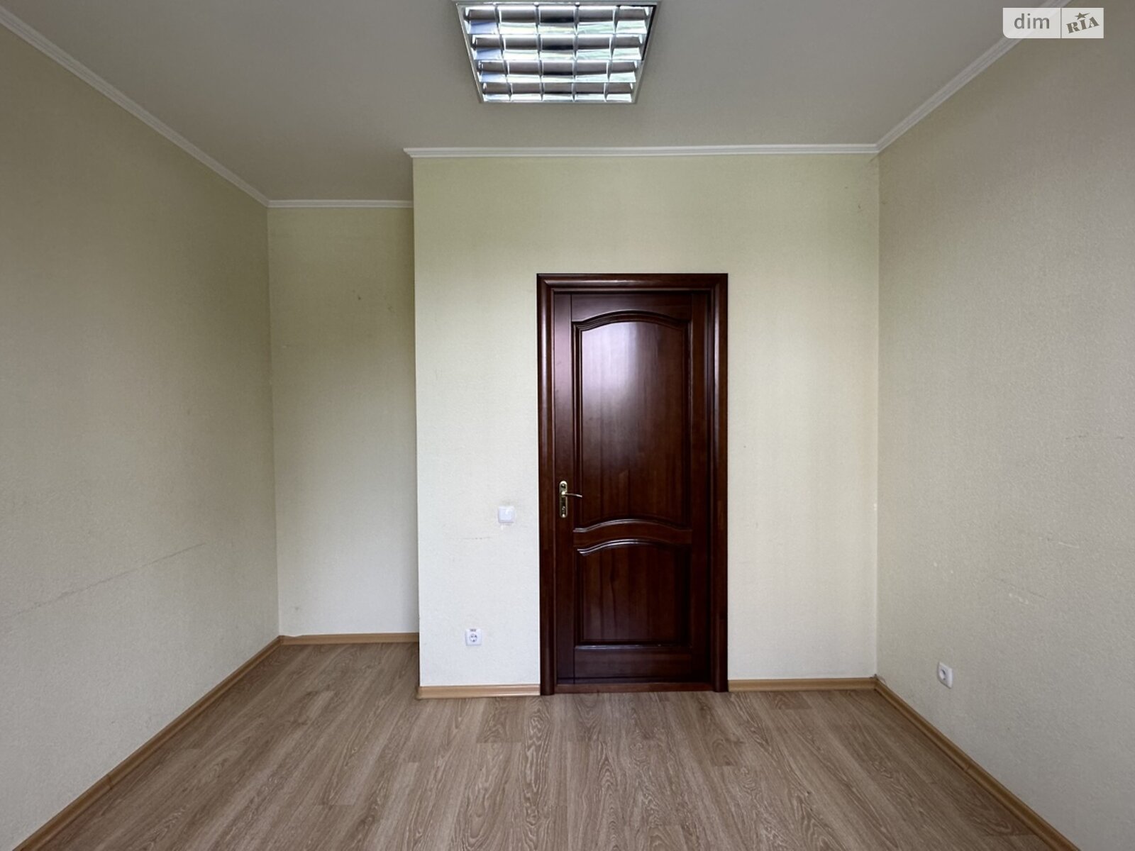 Коммерческое помещение в Виннице, продажа по Зодчих улица 7, район Подолье, цена: 165 000 долларов за объект фото 1 Коммерческое помещение в Виннице, продажа по Зодчих улица 7, район Подолье, цена: 165 000 долларов за объект фото 1