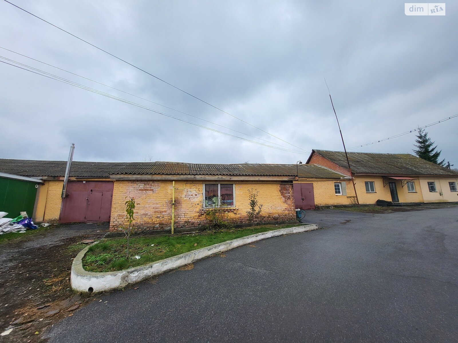 Комерційне приміщення в Вінниці, продаж по Ольги Кобилянської вулиця, район П’ятничани, ціна: 550 000 доларів за об’єкт фото 1 Комерційне приміщення в Вінниці, продаж по Ольги Кобилянської вулиця, район П’ятничани, ціна: 550 000 доларів за об’єкт фото 1