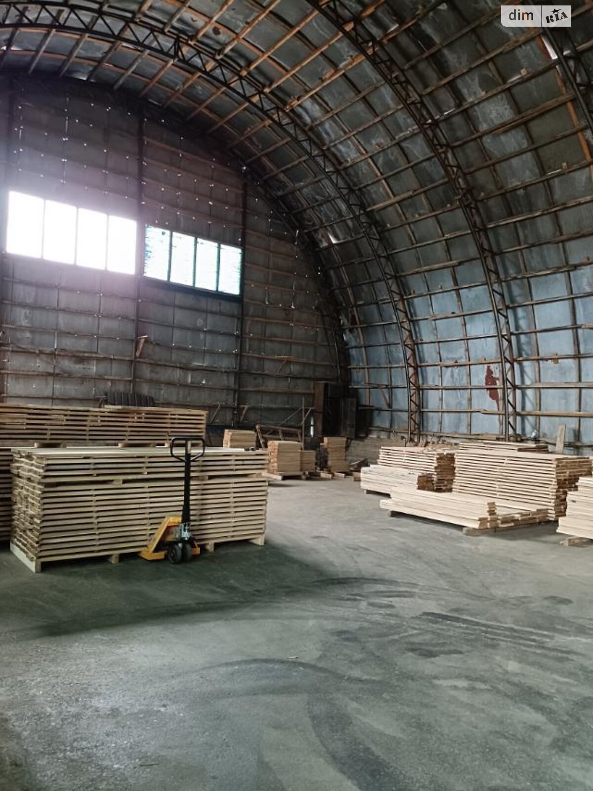 Коммерческое помещение в Виннице, продажа по Вишневая улица, район Сабаров, цена: 400 000 долларов за объект фото 1