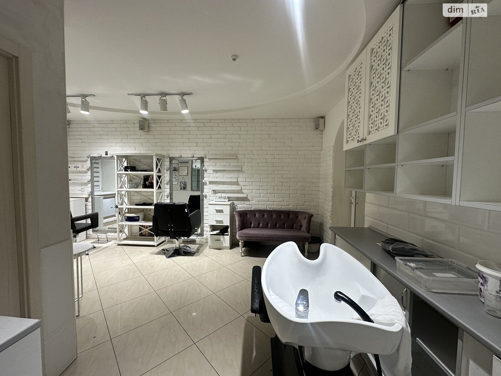 Коммерческое помещение в Виннице, продажа по Каличанская (Гагарина) площадь 4, район Центр, цена: 370 000 долларов за объект фото 1 Коммерческое помещение в Виннице, продажа по Каличанская (Гагарина) площадь 4, район Центр, цена: 370 000 долларов за объект фото 1