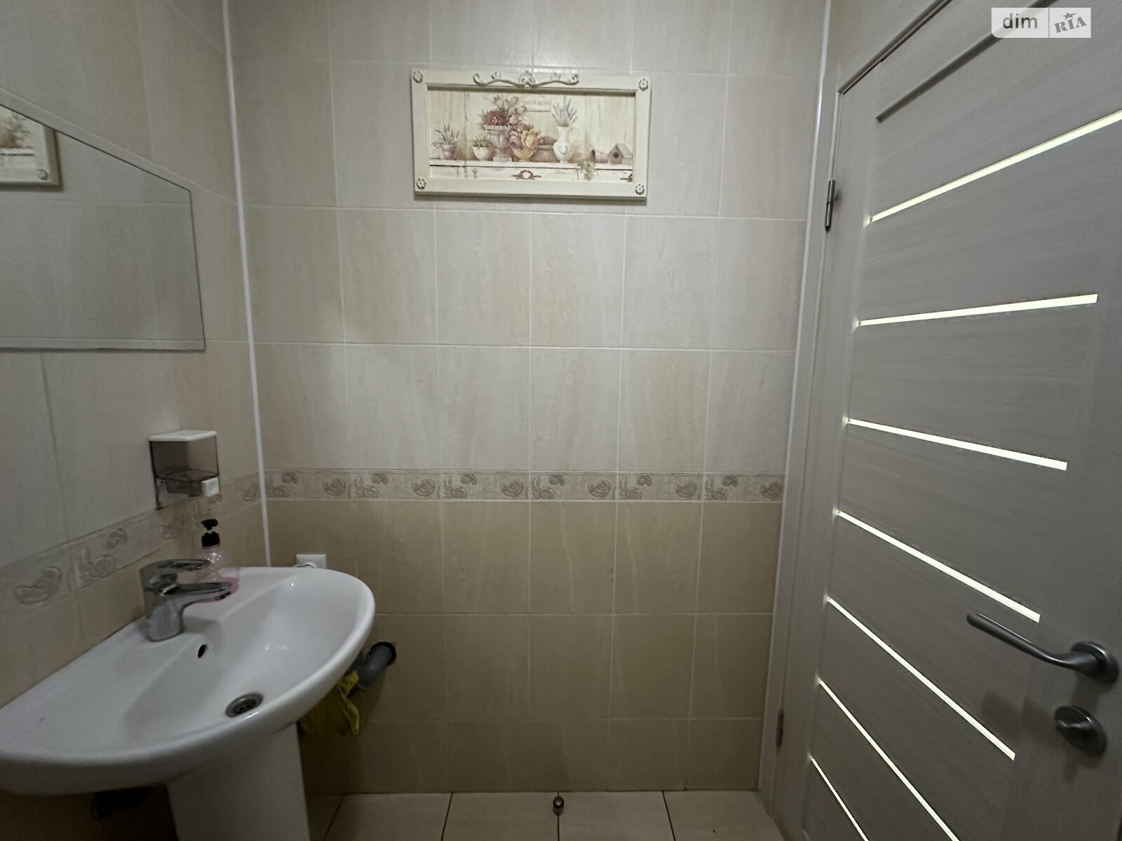 Коммерческое помещение в Виннице, продажа по Каличанская (Гагарина) площадь 4, район Центр, цена: 370 000 долларов за объект фото 1 Коммерческое помещение в Виннице, продажа по Каличанская (Гагарина) площадь 4, район Центр, цена: 370 000 долларов за объект фото 1