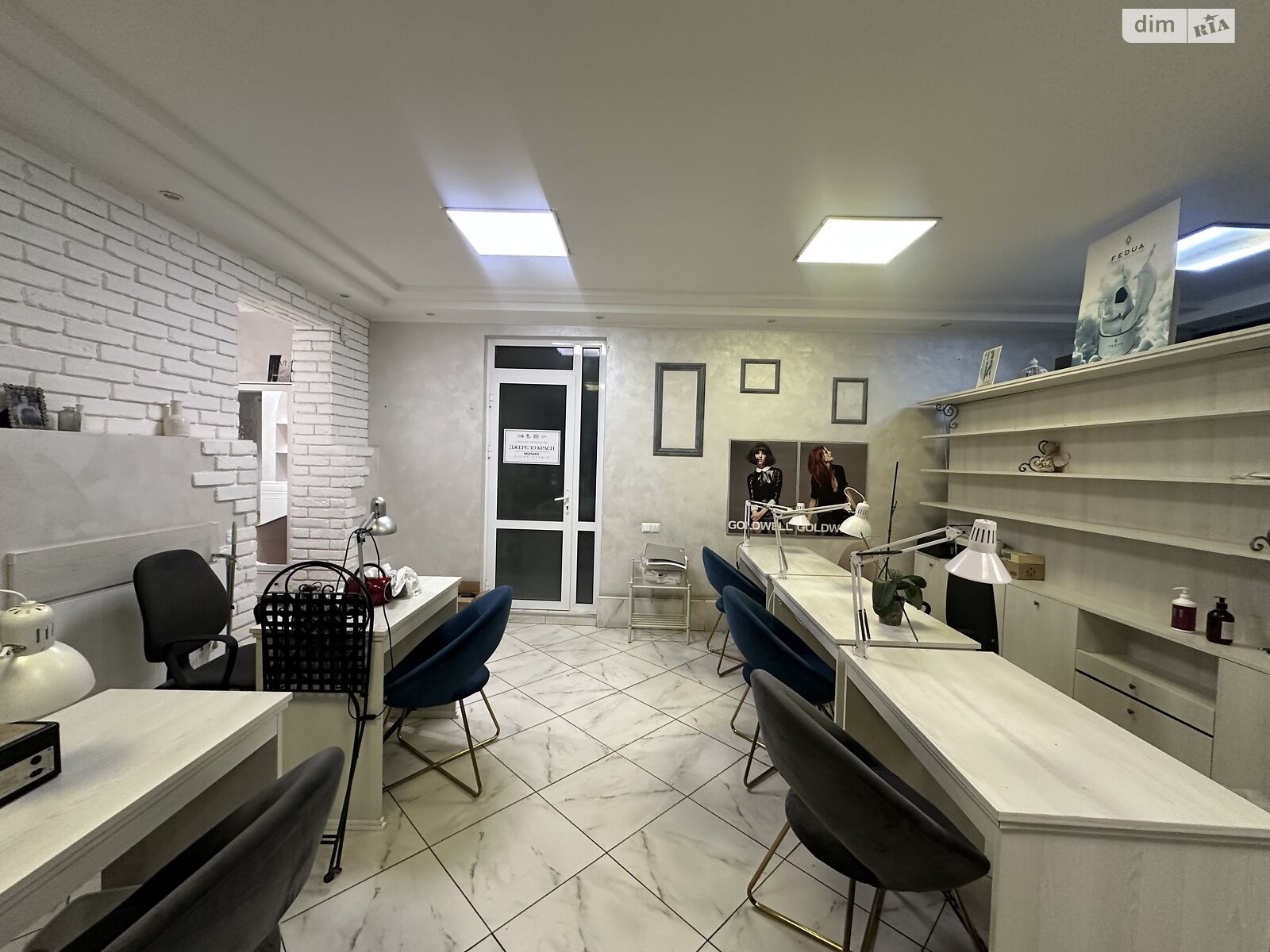 Коммерческое помещение в Виннице, продажа по Каличанская (Гагарина) площадь 4, район Центр, цена: 370 000 долларов за объект фото 1 Коммерческое помещение в Виннице, продажа по Каличанская (Гагарина) площадь 4, район Центр, цена: 370 000 долларов за объект фото 1