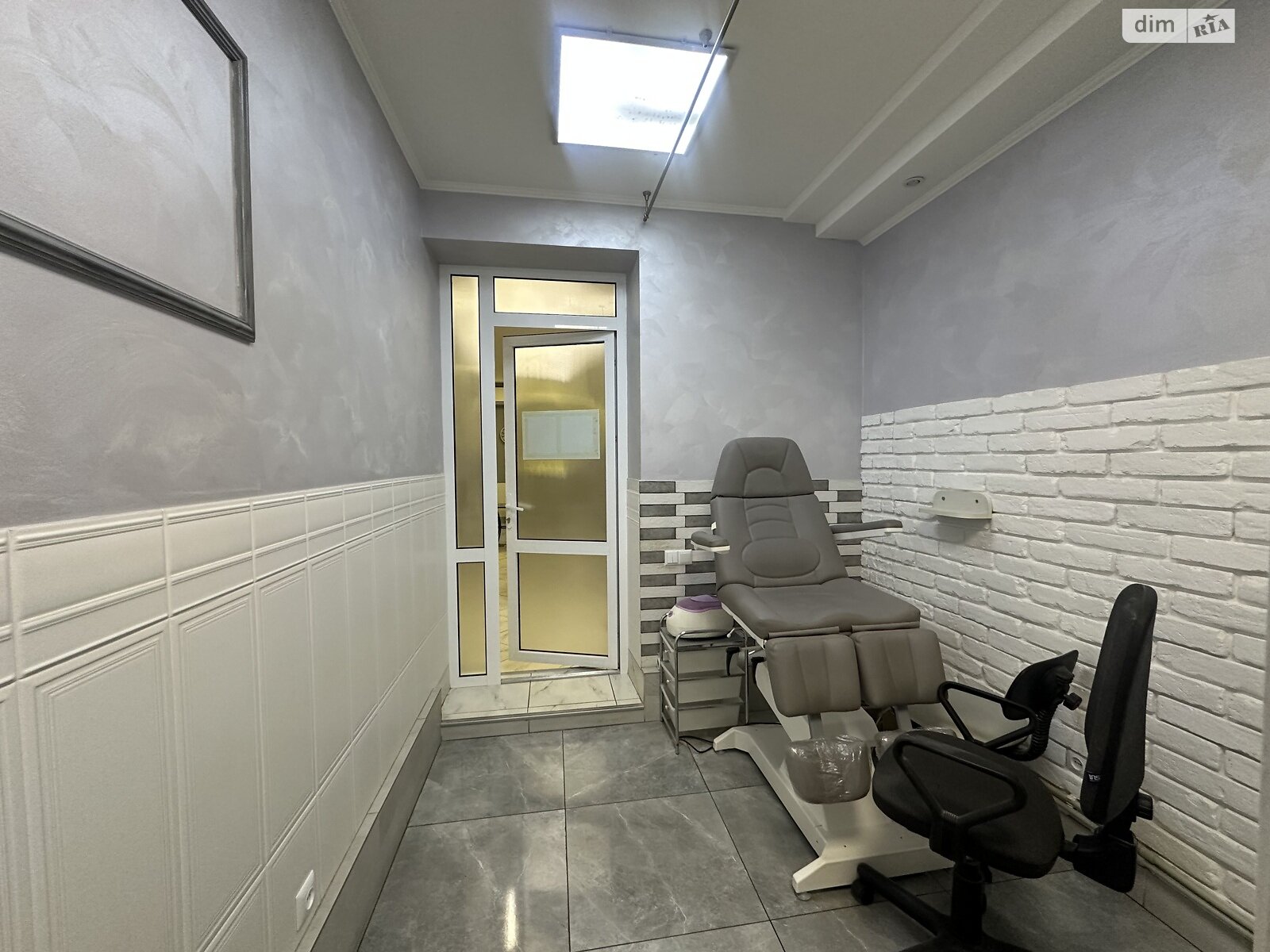 Коммерческое помещение в Виннице, продажа по Каличанская (Гагарина) площадь 4, район Центр, цена: 370 000 долларов за объект фото 1 Коммерческое помещение в Виннице, продажа по Каличанская (Гагарина) площадь 4, район Центр, цена: 370 000 долларов за объект фото 1