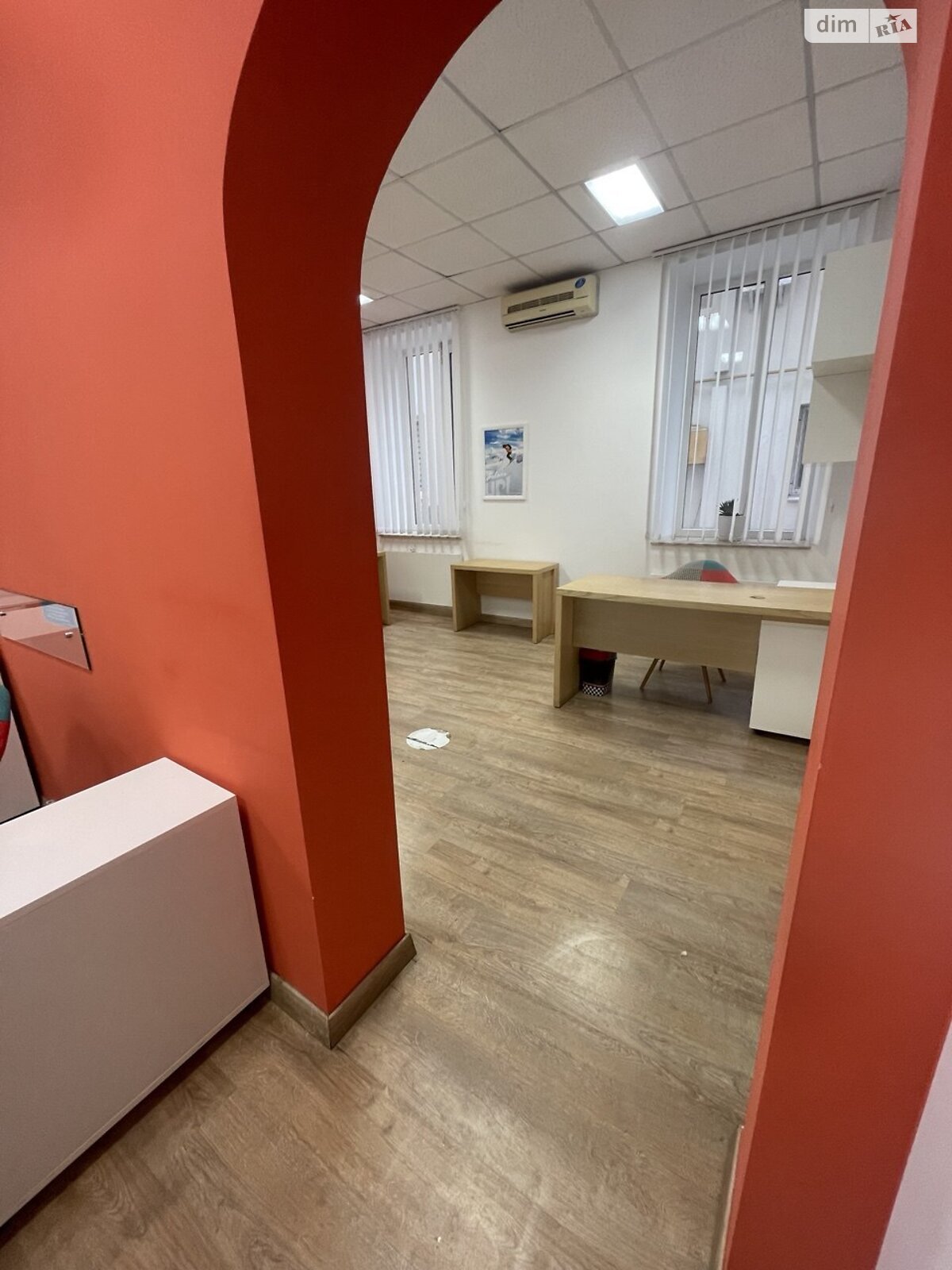 Коммерческое помещение в Виннице, продажа по Пирогова улица, район Центр, цена: 103 000 долларов за объект фото 1 Коммерческое помещение в Виннице, продажа по Пирогова улица, район Центр, цена: 103 000 долларов за объект фото 1