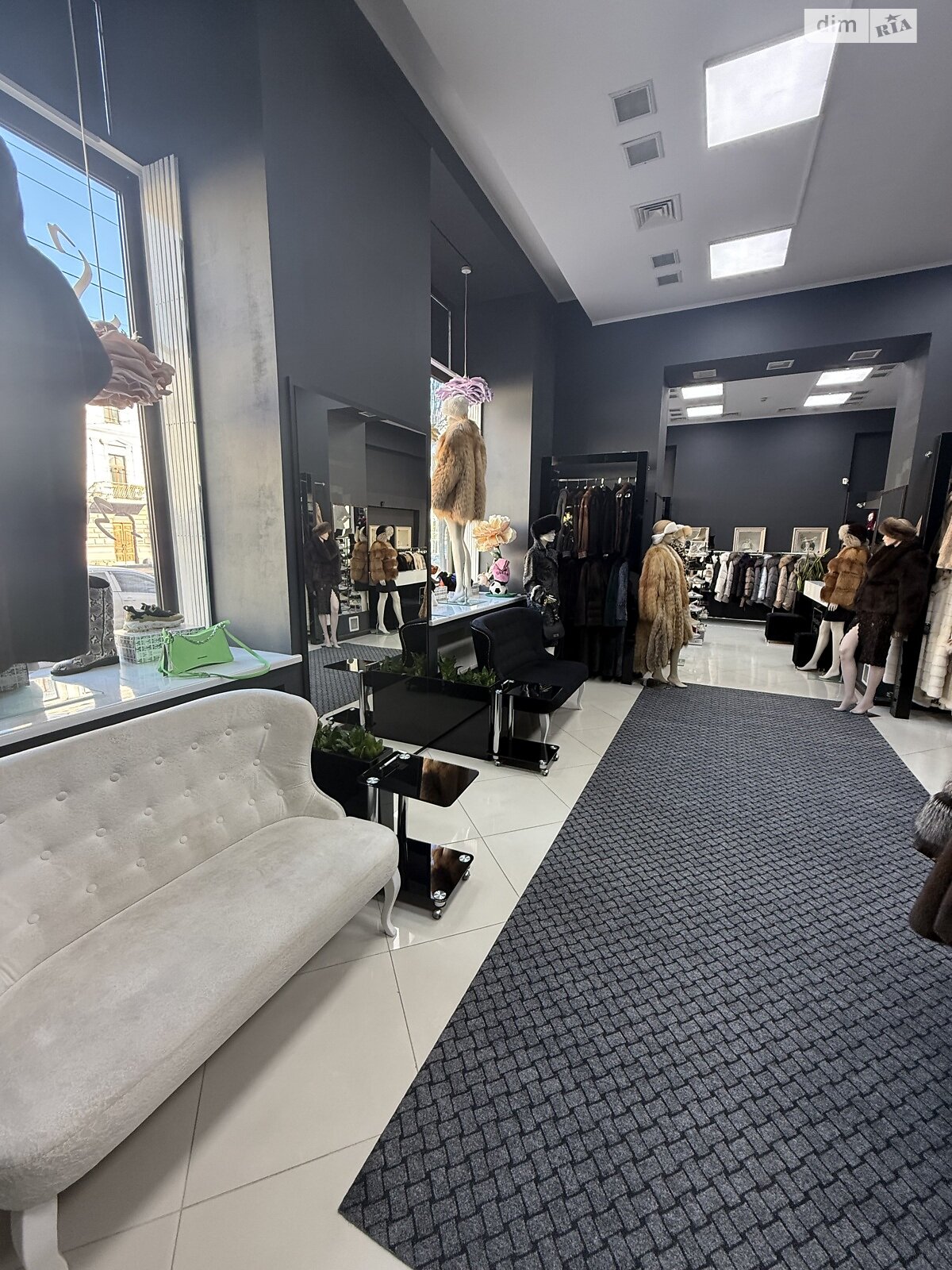 Коммерческое помещение в Виннице, продажа по Соборная улица, район Центр, цена: 599 000 долларов за объект фото 1