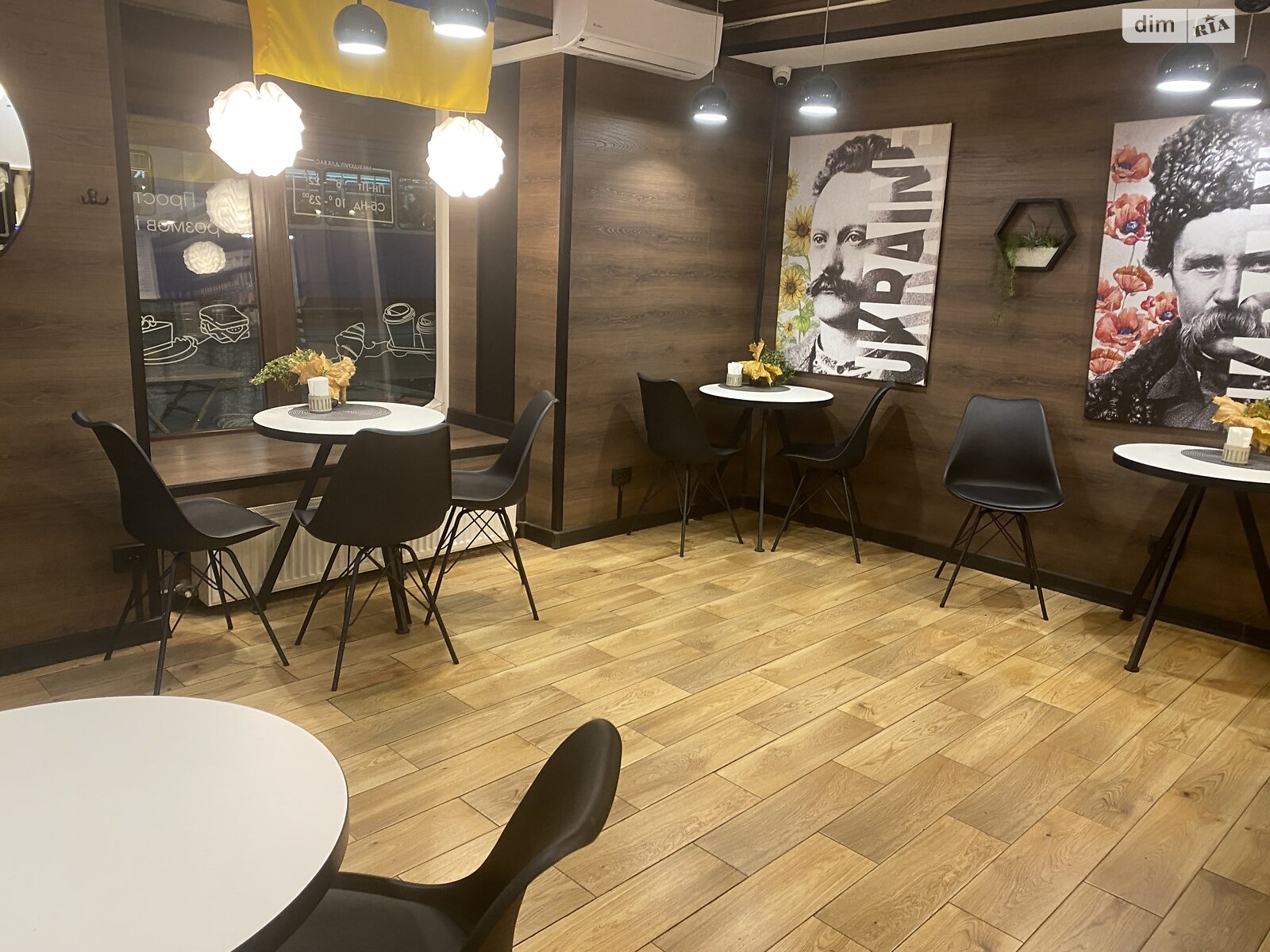 Коммерческое помещение в Виннице, продажа по Соборная улица, район Центр, цена: 12 000 долларов за объект фото 1