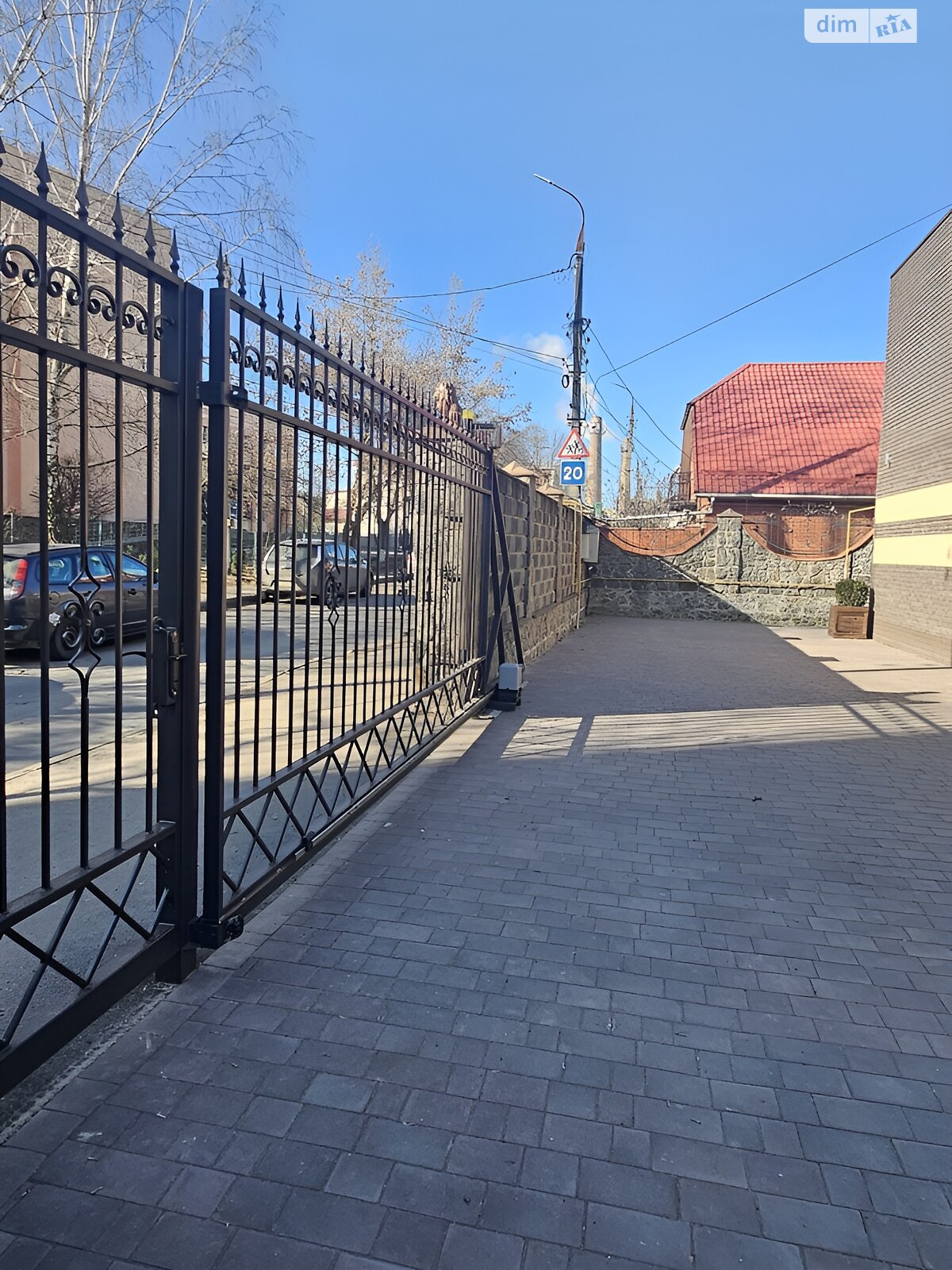 Коммерческое помещение в Виннице, продажа по ул. Матроса Кошки, район Урожай, цена: 1 500 000 долларов за объект фото 1 Коммерческое помещение в Виннице, продажа по ул. Матроса Кошки, район Урожай, цена: 1 500 000 долларов за объект фото 1