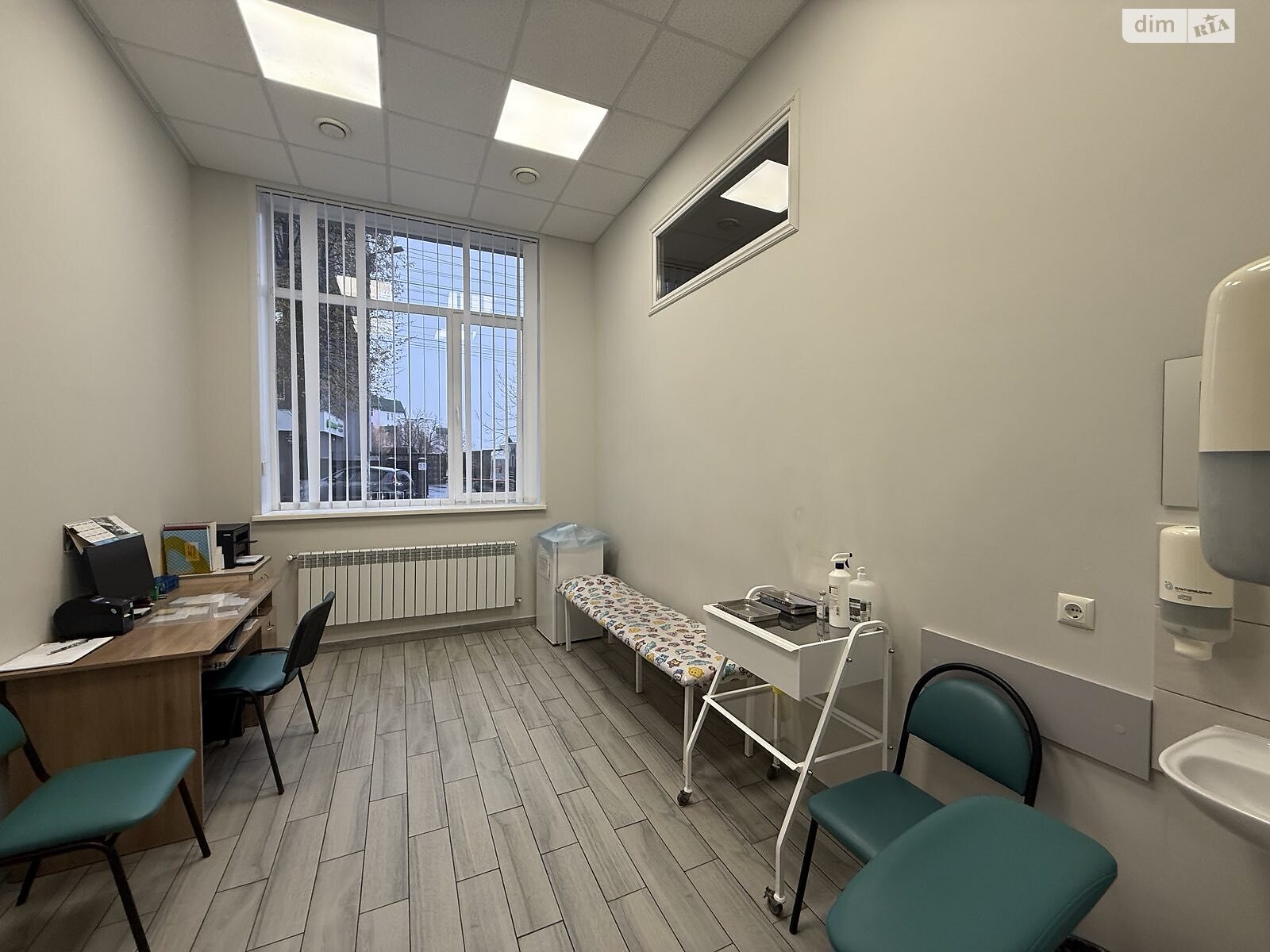 Коммерческое помещение в Виннице, продажа по Николая Амосова улица, район Урожай, цена: 800 000 долларов за объект фото 1