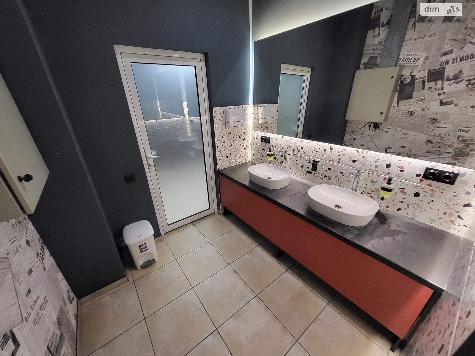 Коммерческое помещение в Виннице, продажа по Николая Амосова улица, район Урожай, цена: 800 000 долларов за объект фото 1