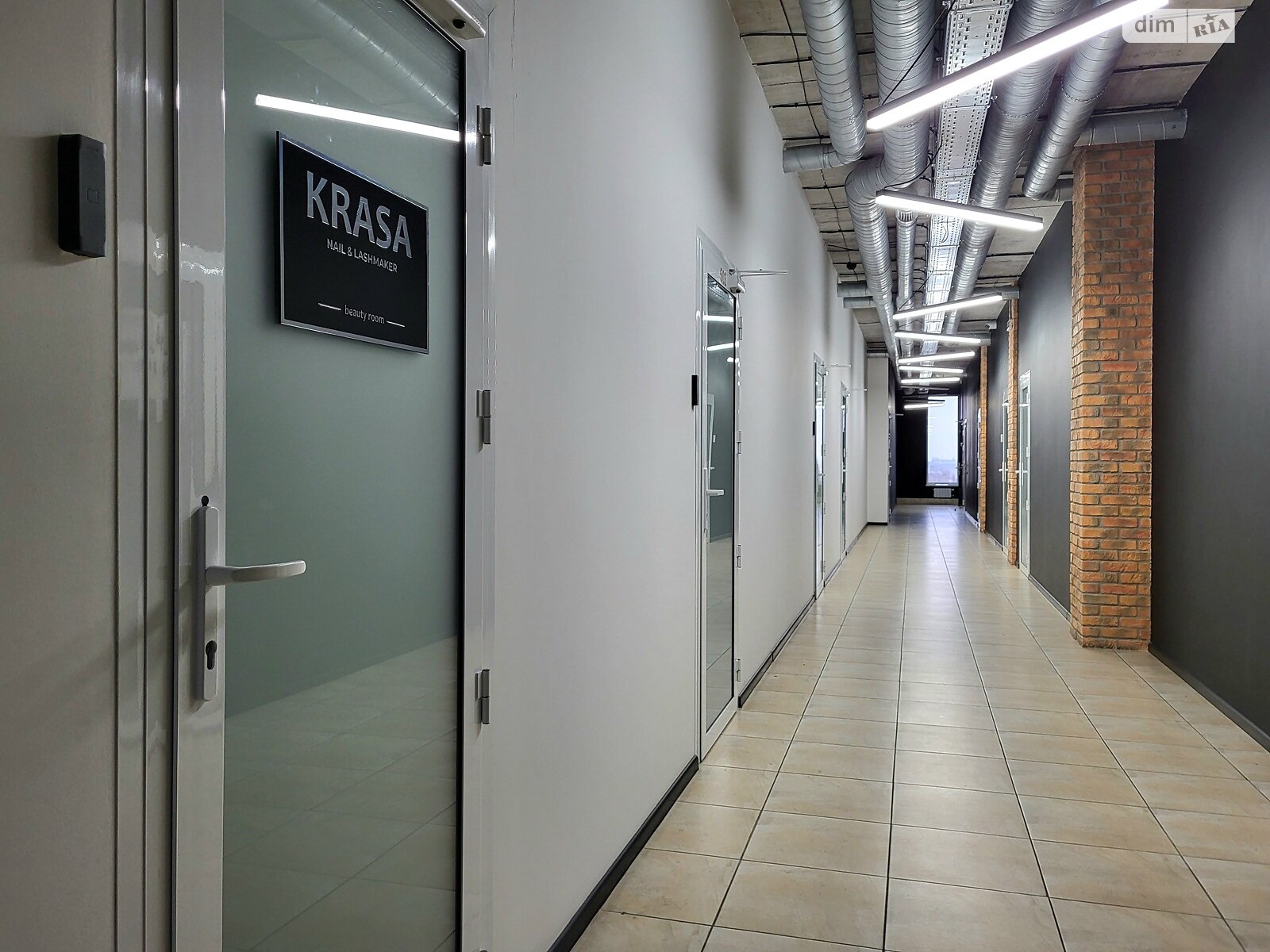 Коммерческое помещение в Виннице, продажа по Николая Амосова улица, район Урожай, цена: 800 000 долларов за объект фото 1