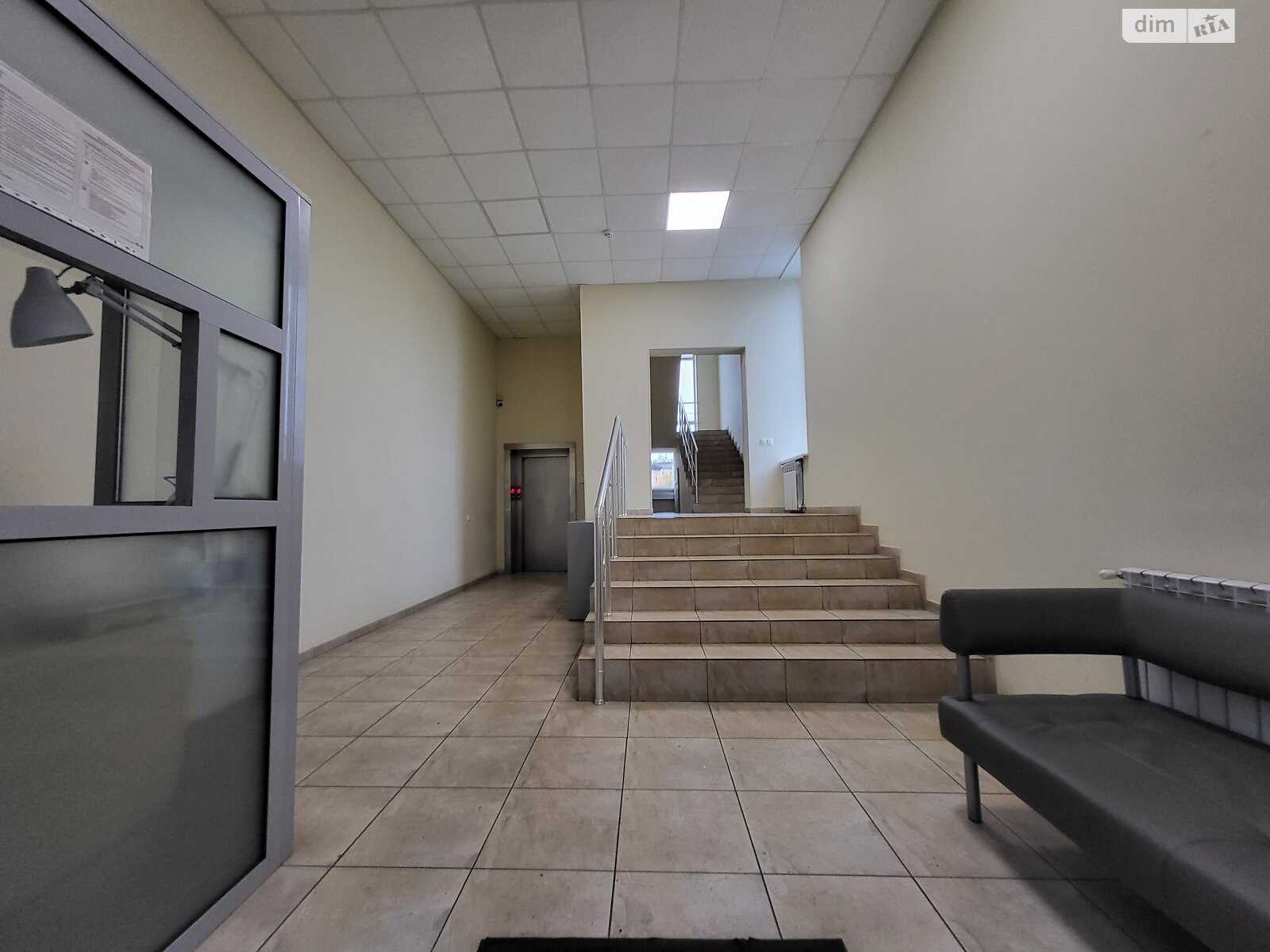 Коммерческое помещение в Виннице, продажа по Николая Амосова улица, район Урожай, цена: 800 000 долларов за объект фото 1