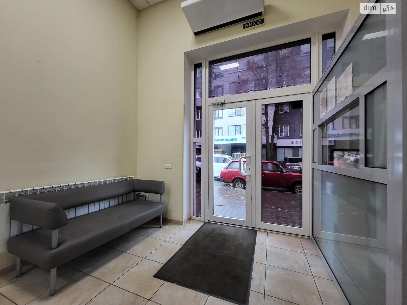 Коммерческое помещение в Виннице, продажа по Николая Амосова улица, район Урожай, цена: 800 000 долларов за объект фото 1