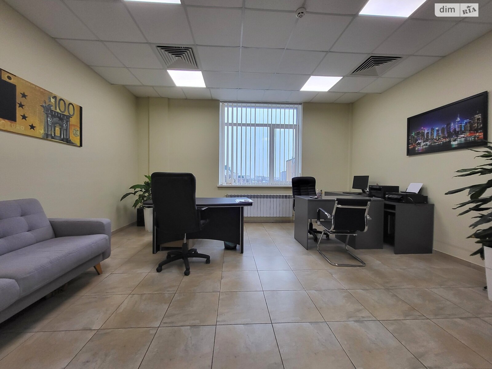 Коммерческое помещение в Виннице, продажа по Николая Амосова улица, район Урожай, цена: 800 000 долларов за объект фото 1