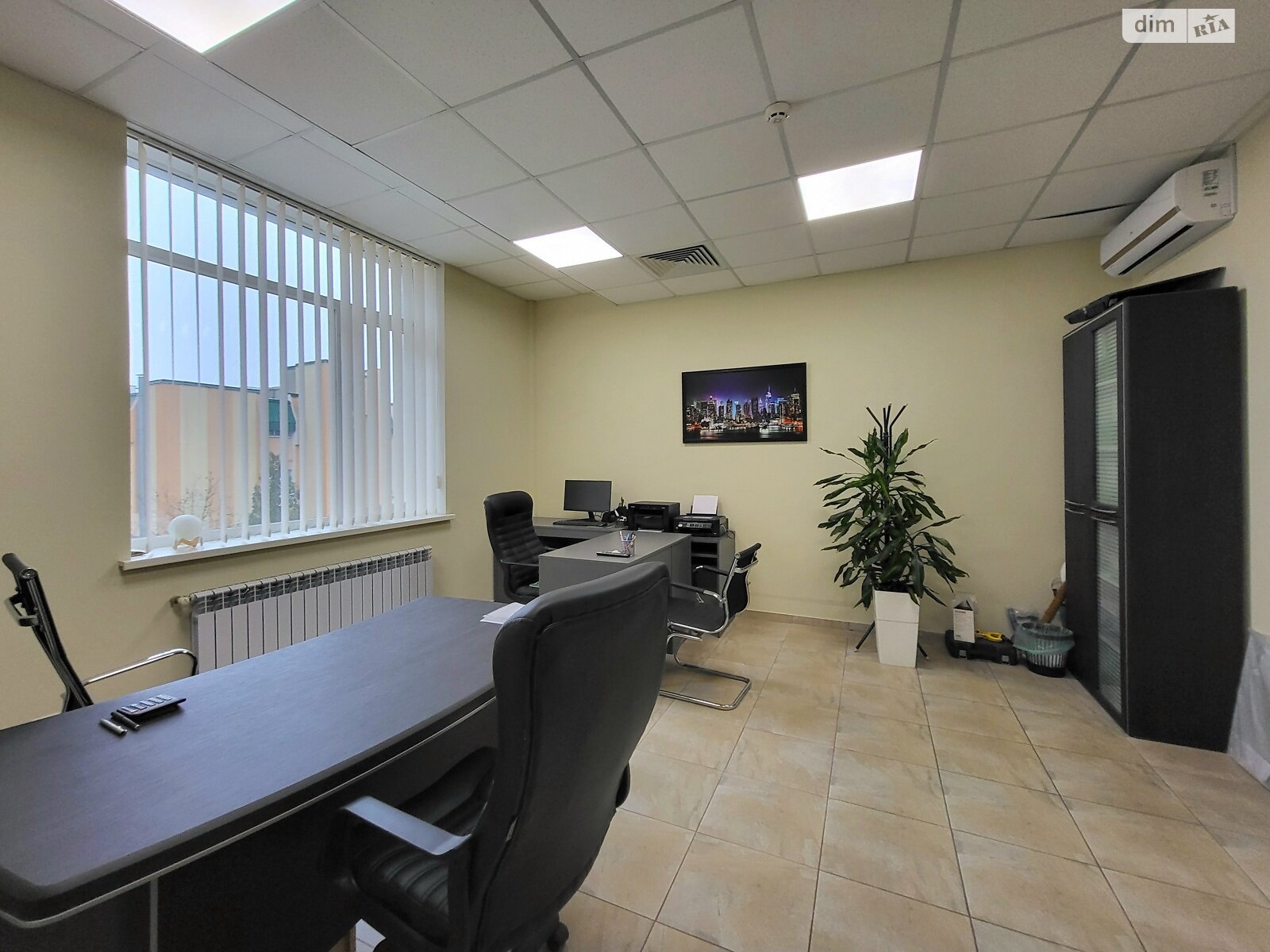 Коммерческое помещение в Виннице, продажа по Николая Амосова улица, район Урожай, цена: 800 000 долларов за объект фото 1