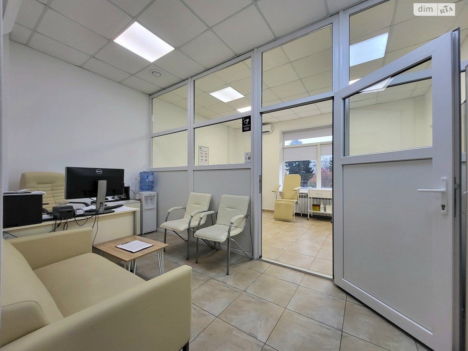 Коммерческое помещение в Виннице, продажа по Николая Амосова улица, район Урожай, цена: 800 000 долларов за объект фото 1