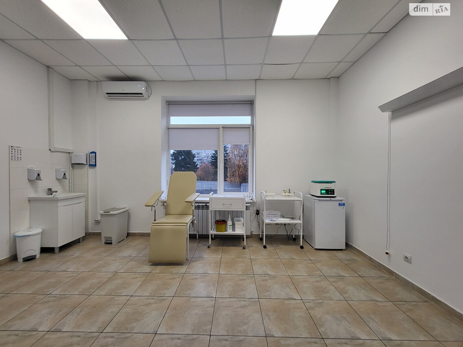 Коммерческое помещение в Виннице, продажа по Николая Амосова улица, район Урожай, цена: 800 000 долларов за объект фото 1