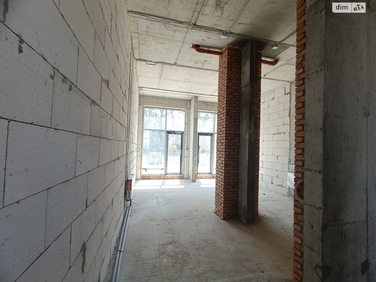 Коммерческое помещение в Зарванцах, Рыбацкая улица 2, цена: продажи 142 800 долларов за объект фото 1 Коммерческое помещение в Зарванцах, Рыбацкая улица 2, цена продажи: 142 800 долларов за объект фото 1