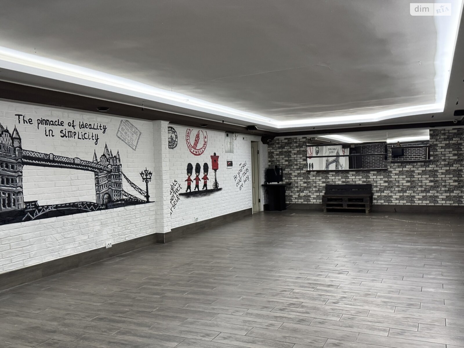 Комерційне приміщення в Вінниці, продаж по Антонова Олега вулиця 7, район Військове містечко, ціна: 65 000 доларів за об’єкт фото 1