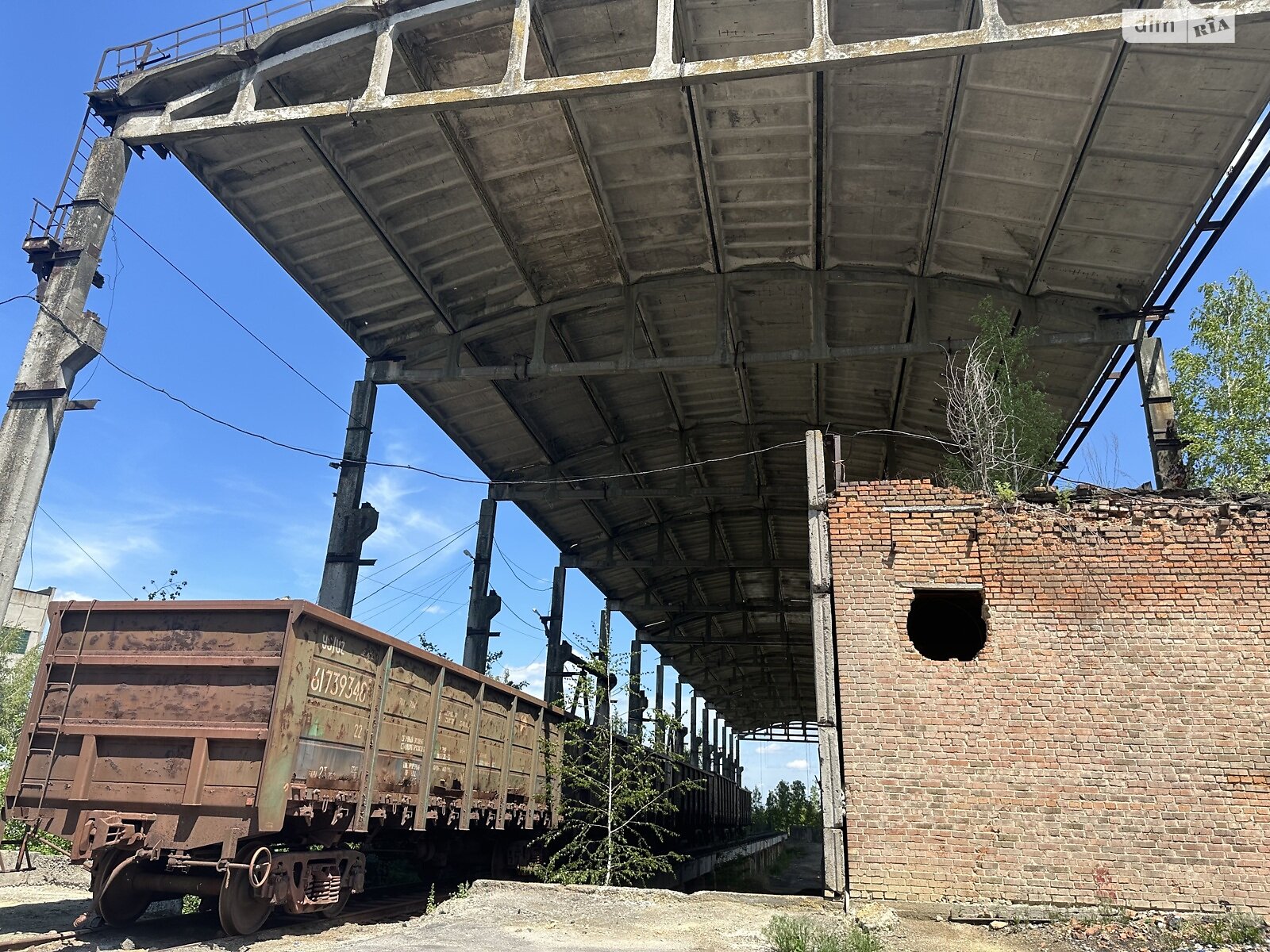 Комерційне приміщення в Вінниці, продаж по Академіка Янгеля вулиця, район Замостя, ціна: 260 000 доларів за об’єкт фото 1 Комерційне приміщення в Вінниці, продаж по Академіка Янгеля вулиця, район Замостя, ціна: 260 000 доларів за об’єкт фото 1