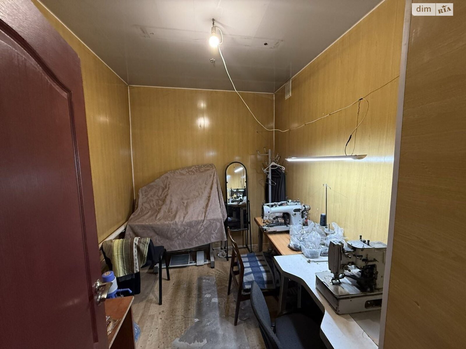 Коммерческое помещение в Виннице, продажа по Брацлавская улица 29, район Замостье, цена: 65 000 долларов за объект фото 1 Коммерческое помещение в Виннице, продажа по Брацлавская улица 29, район Замостье, цена: 65 000 долларов за объект фото 1