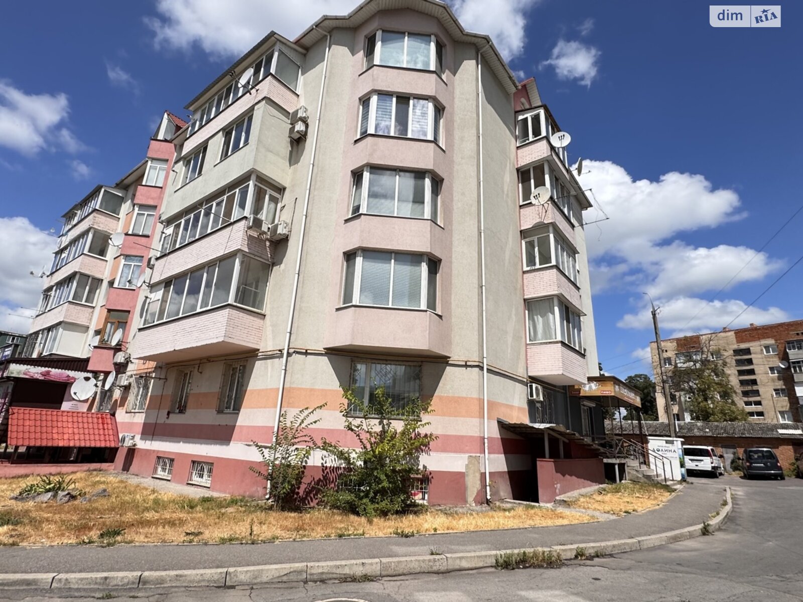 Коммерческое помещение в Виннице, продажа по Левка Лукьяненко (Ватутина) улица 20, район Замостянский, цена: 187 000 долларов за объект фото 1 Коммерческое помещение в Виннице, продажа по Левка Лукьяненко (Ватутина) улица 20, район Замостянский, цена: 187 000 долларов за объект фото 1