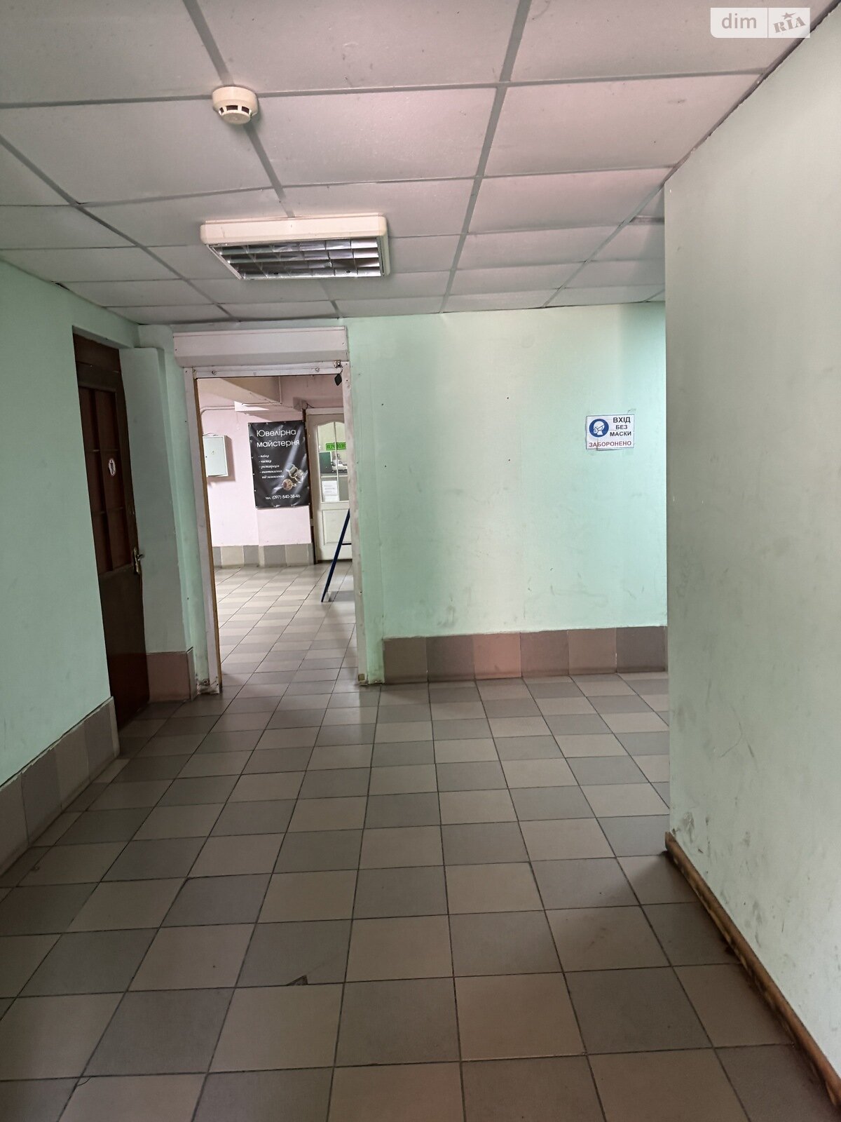 Коммерческое помещение в Виннице, продажа по Левка Лукьяненко (Ватутина) улица 20, район Замостянский, цена: 187 000 долларов за объект фото 1 Коммерческое помещение в Виннице, продажа по Левка Лукьяненко (Ватутина) улица 20, район Замостянский, цена: 187 000 долларов за объект фото 1
